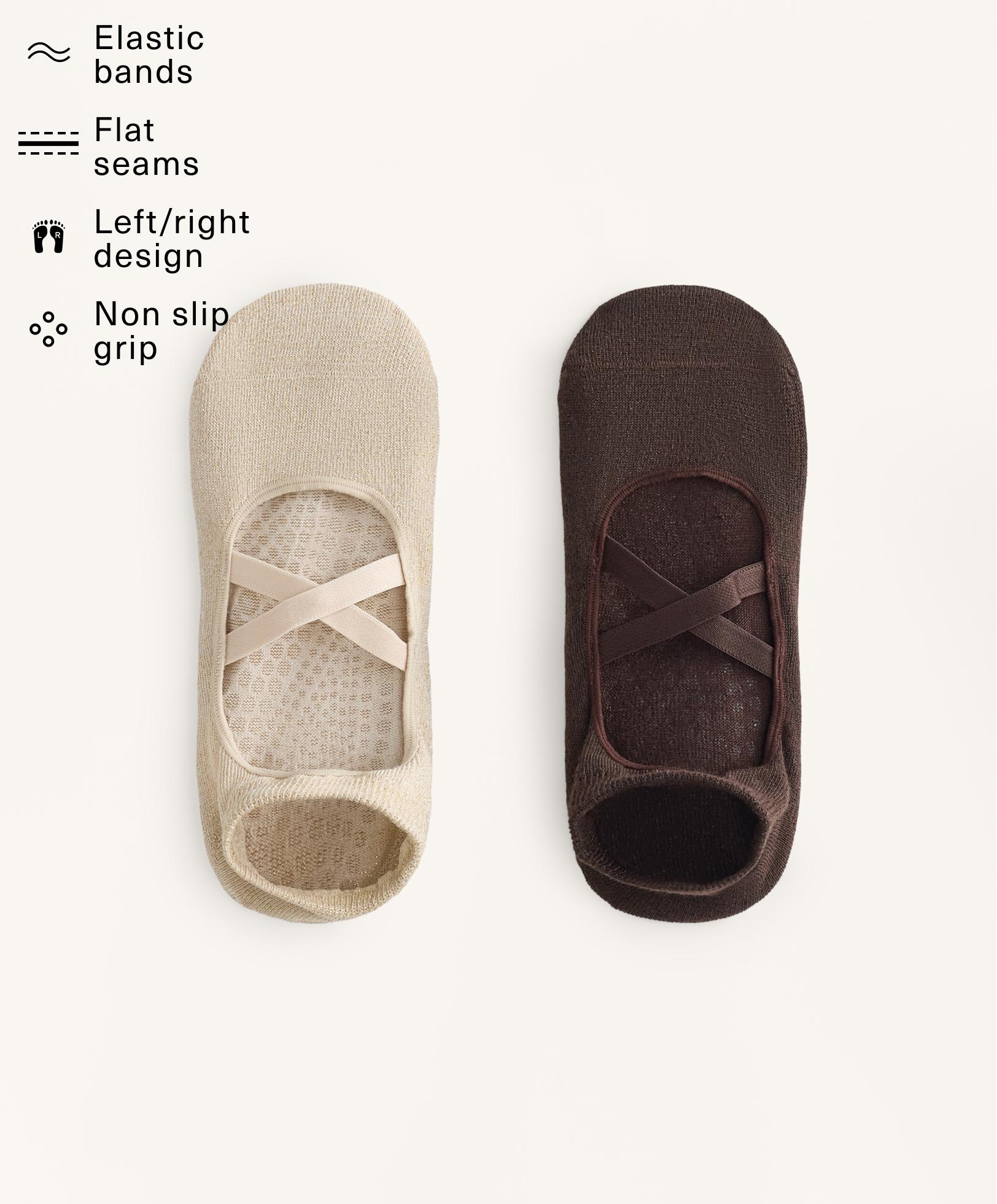 2 pairs of cotton blend yoga and Pilates socks with crossover straps 2 pairs of cotton blend yoga and Pilates socks with crossover straps