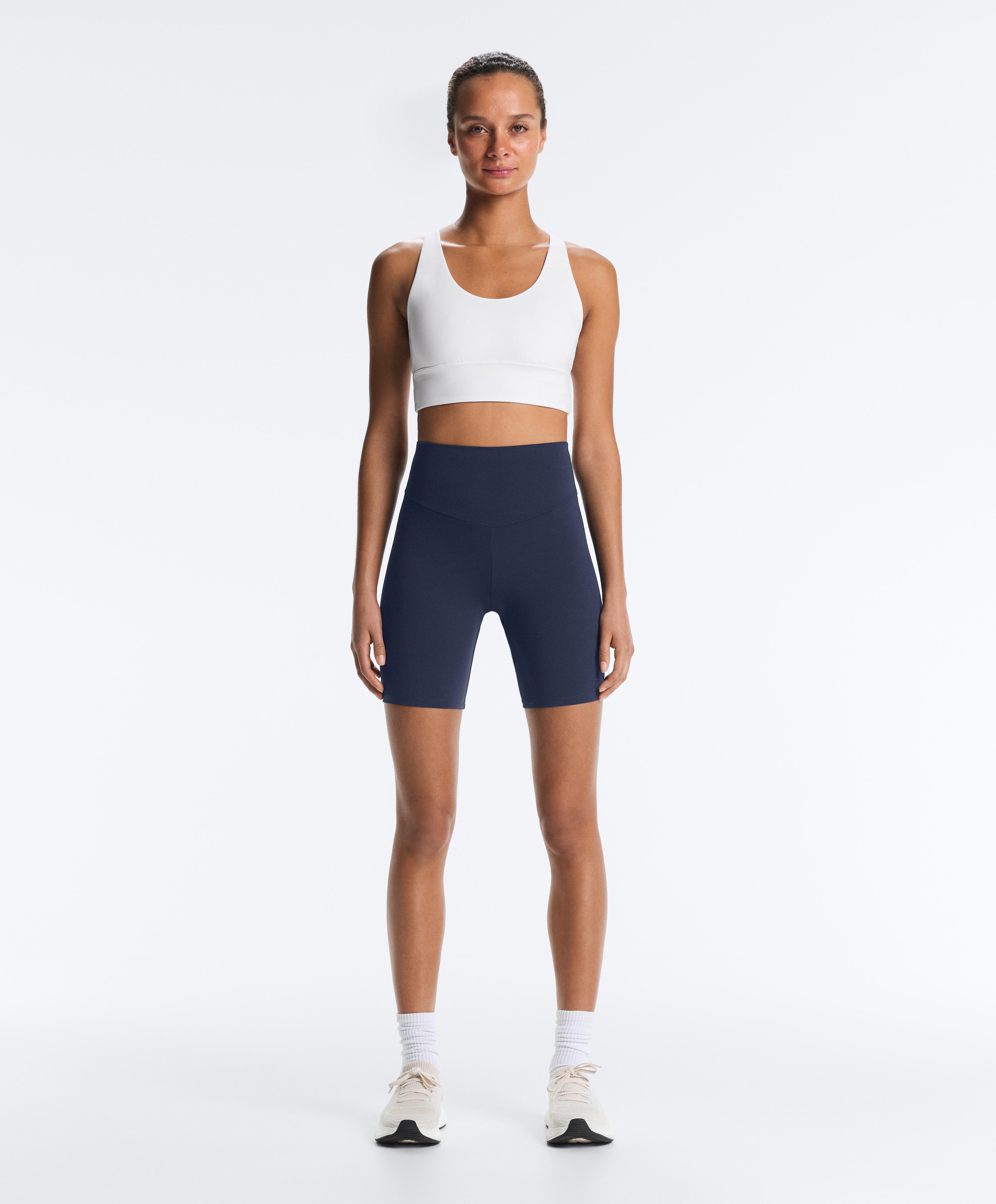 Medium-support Comfortlux sports bra with cups — WHITE