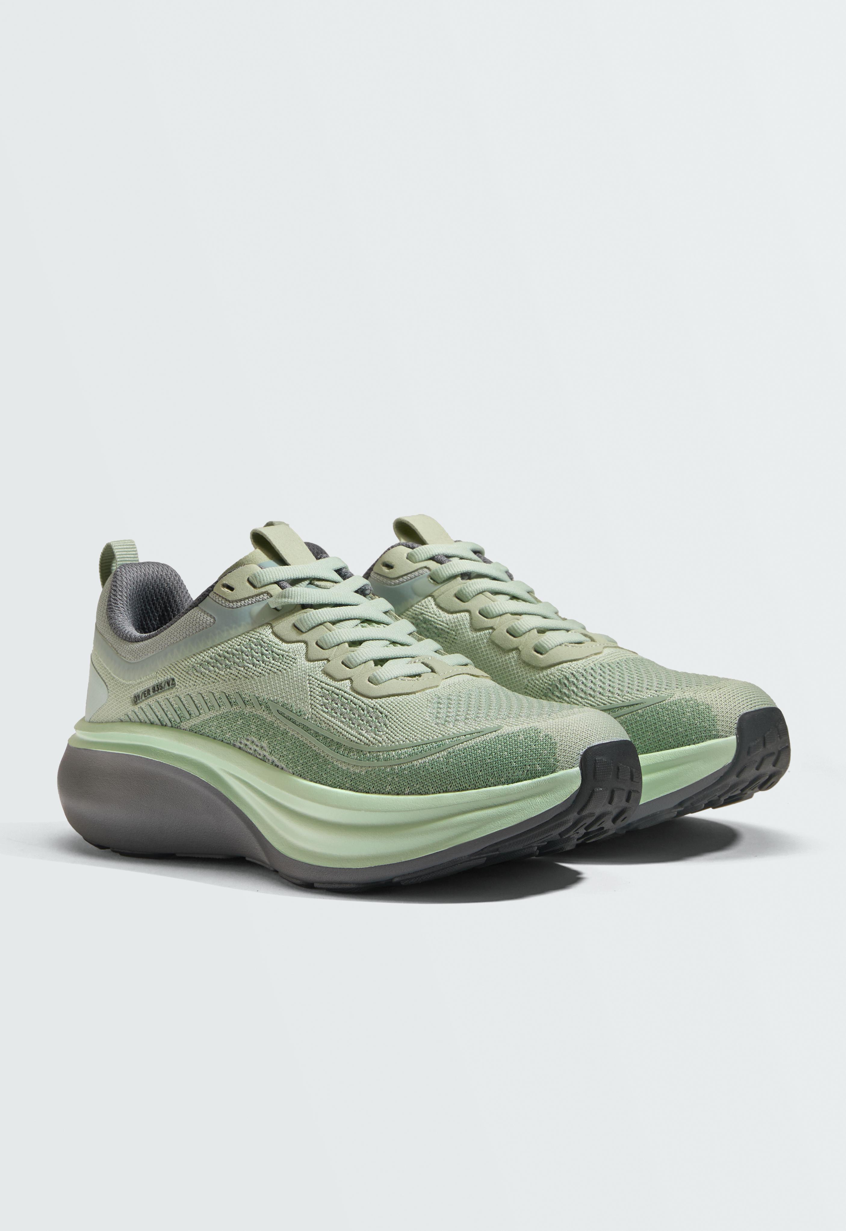 OY/ER 835 V2 Running trainers