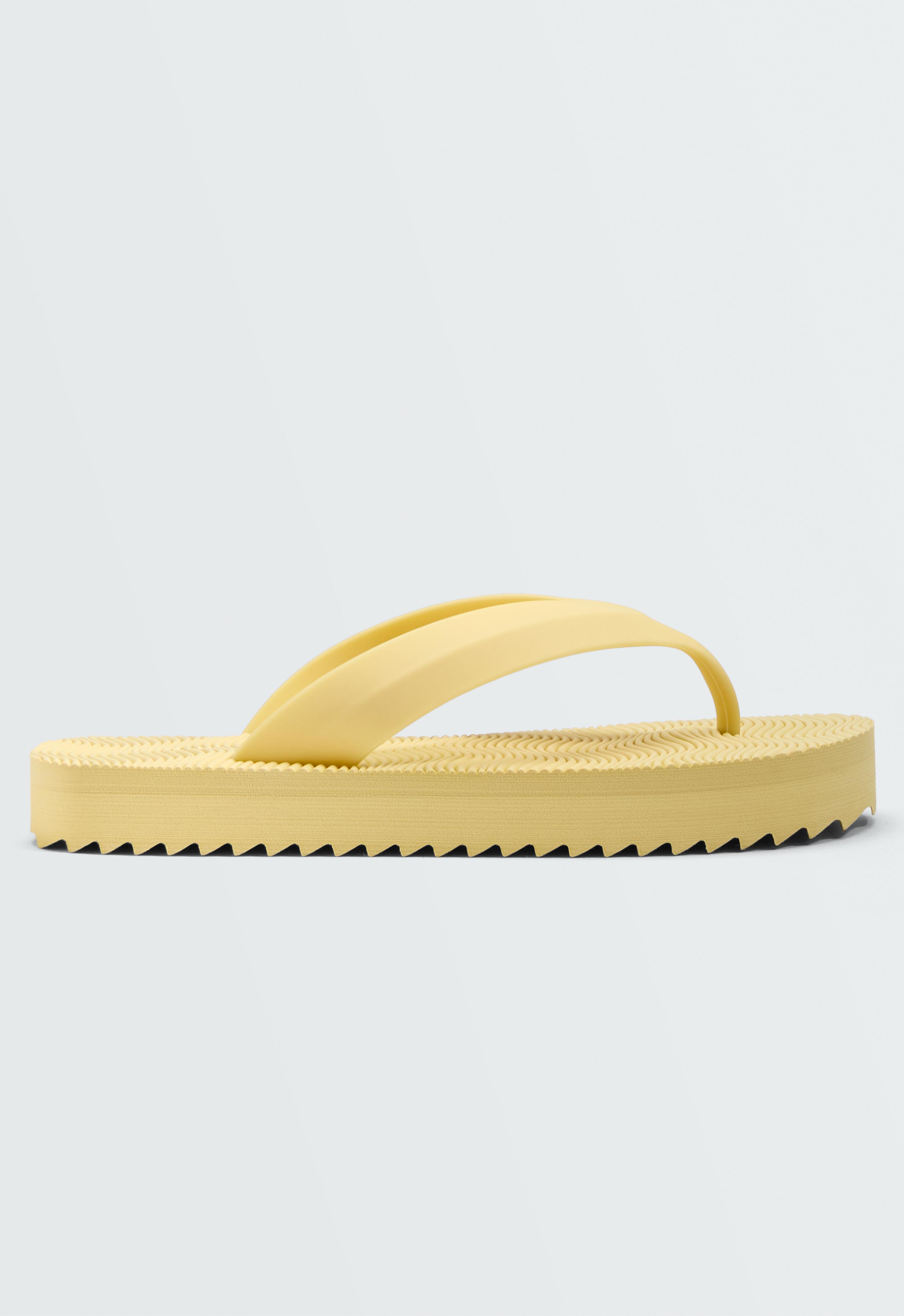Textured platform beach sandals — YELLOW