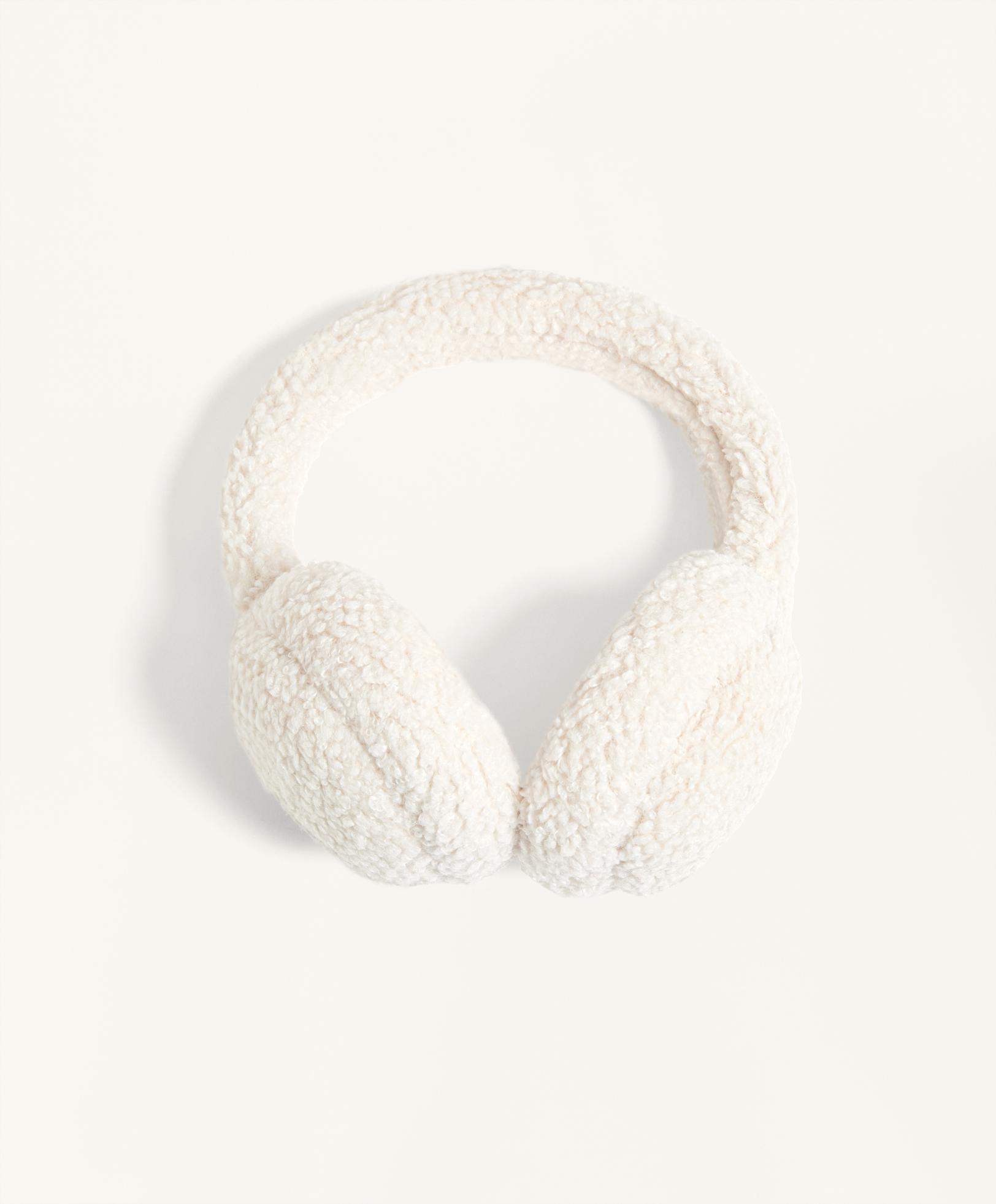 Faux shearling ear muffs Faux shearling ear muffs