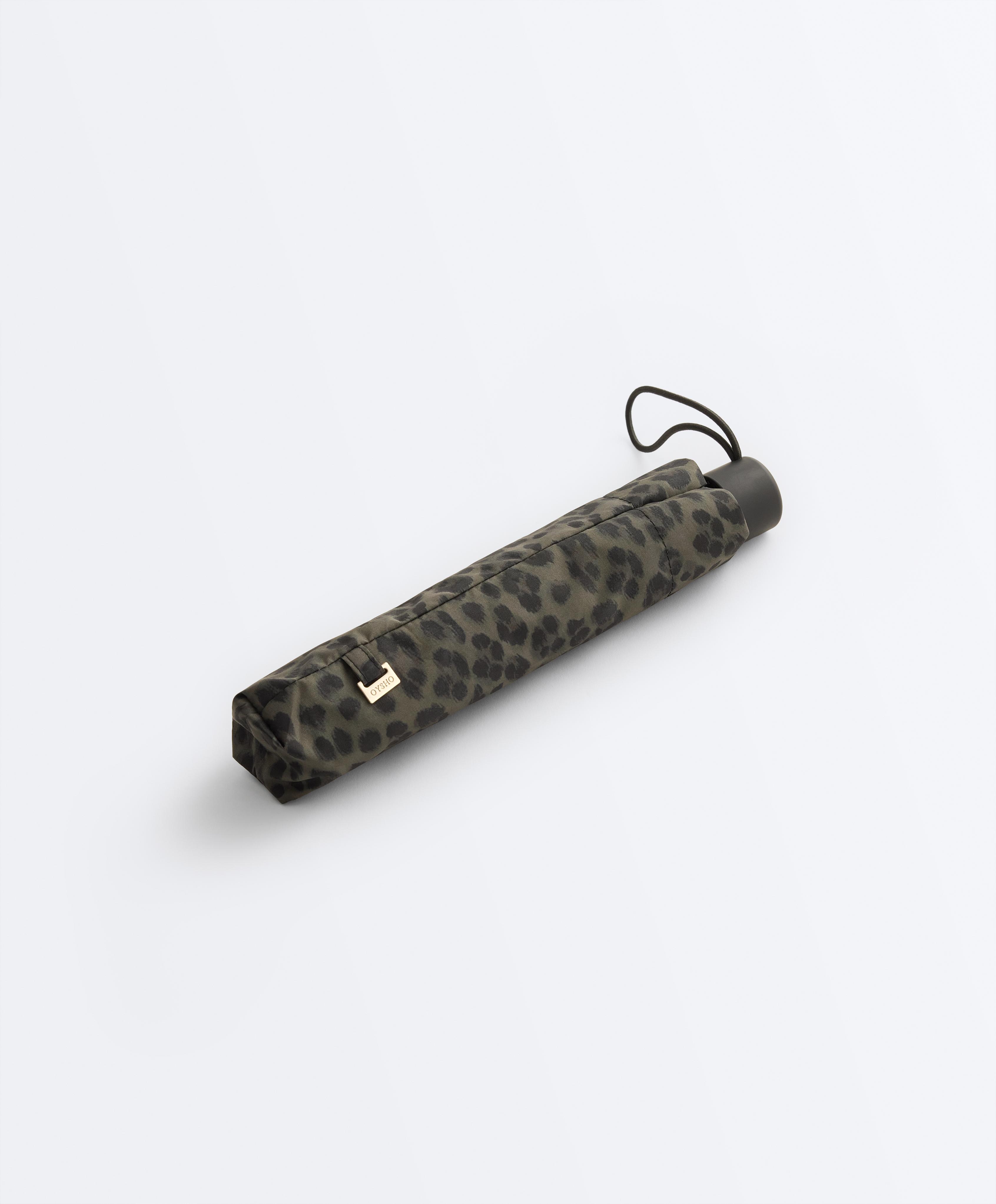Leopard print lightweight umbrella Leopard print lightweight umbrella