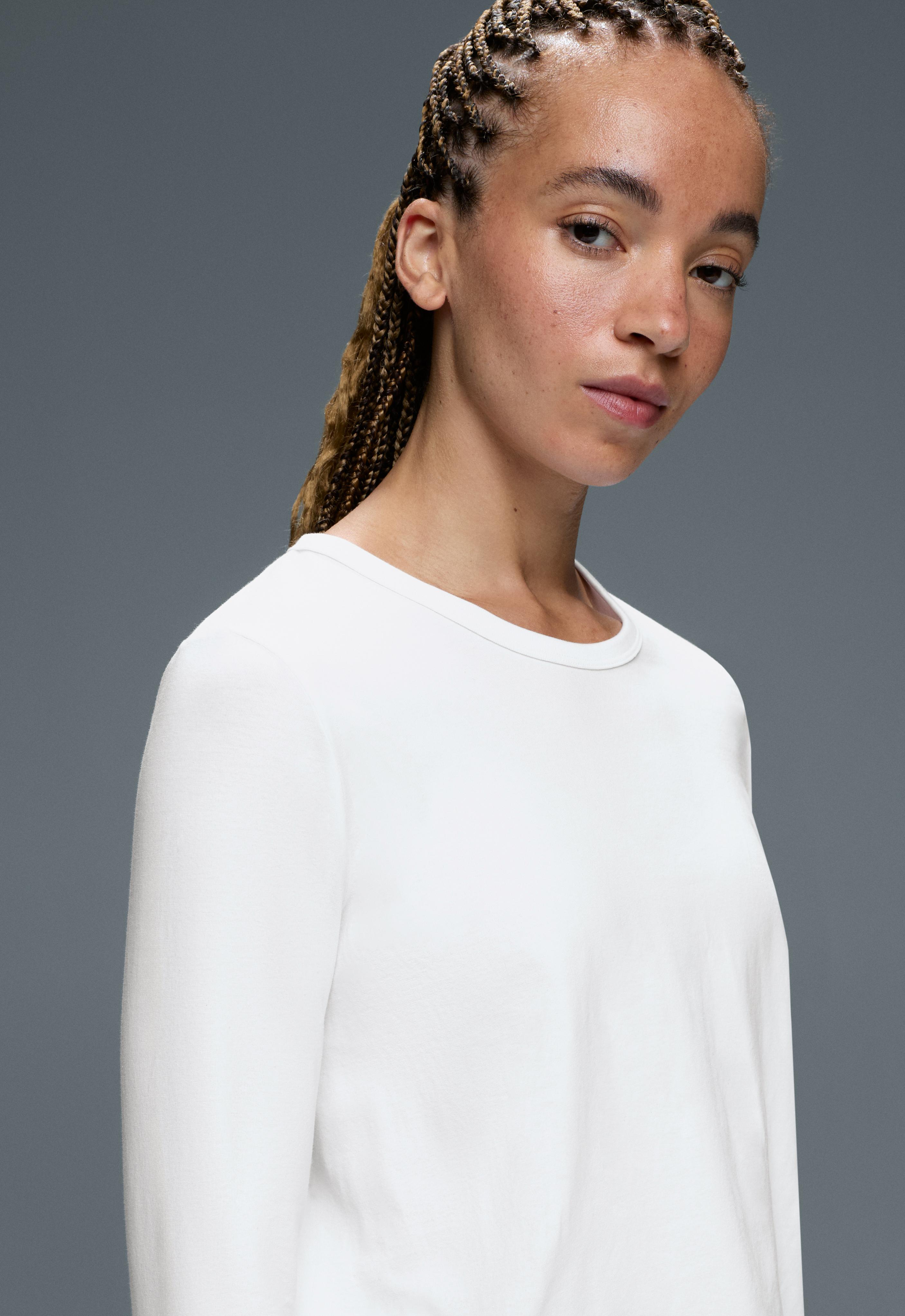 Cotton blend long-sleeved T-shirt
