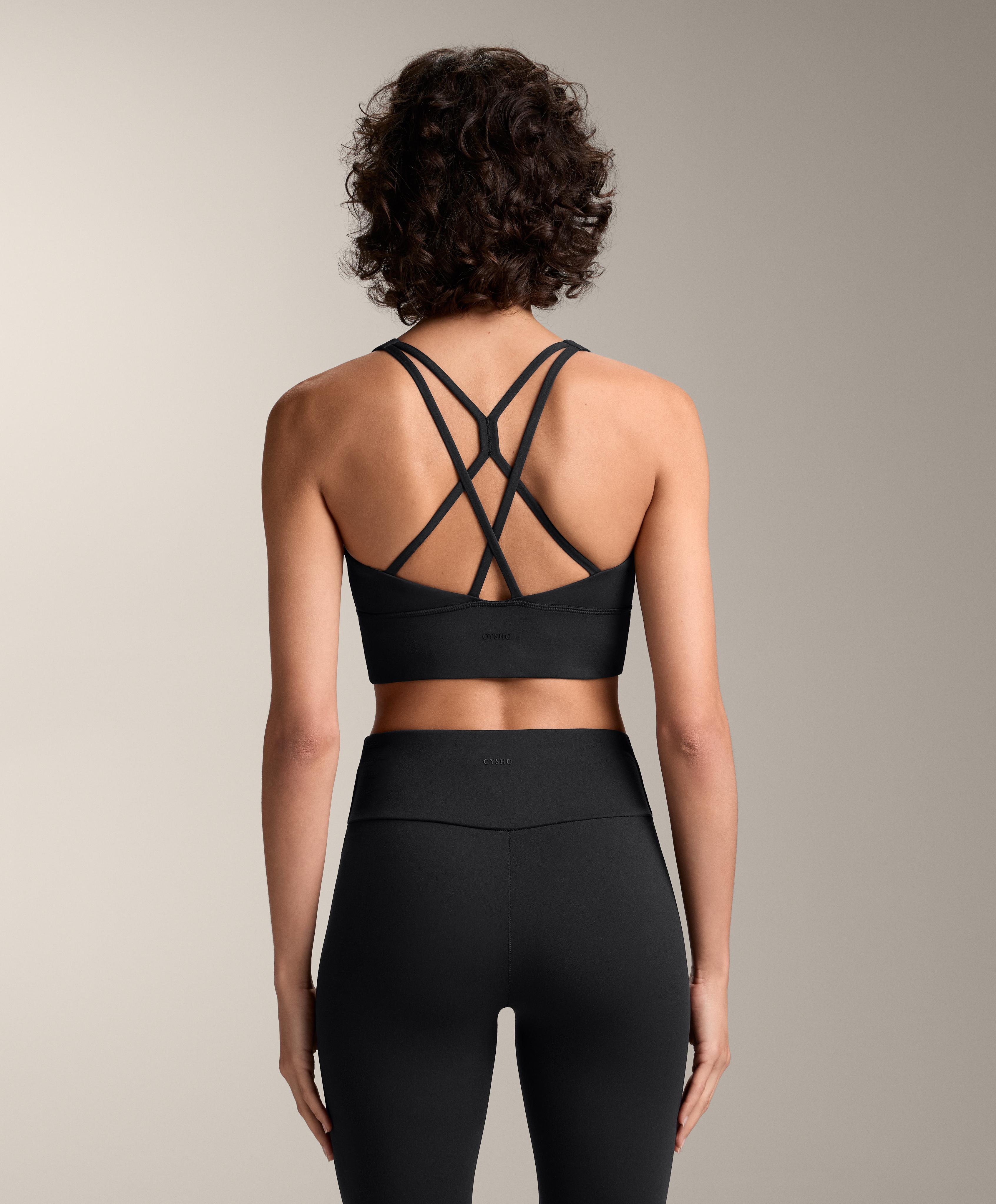 Medium-support Comfortlux sports bra with cups Medium-support Comfortlux sports bra with cups