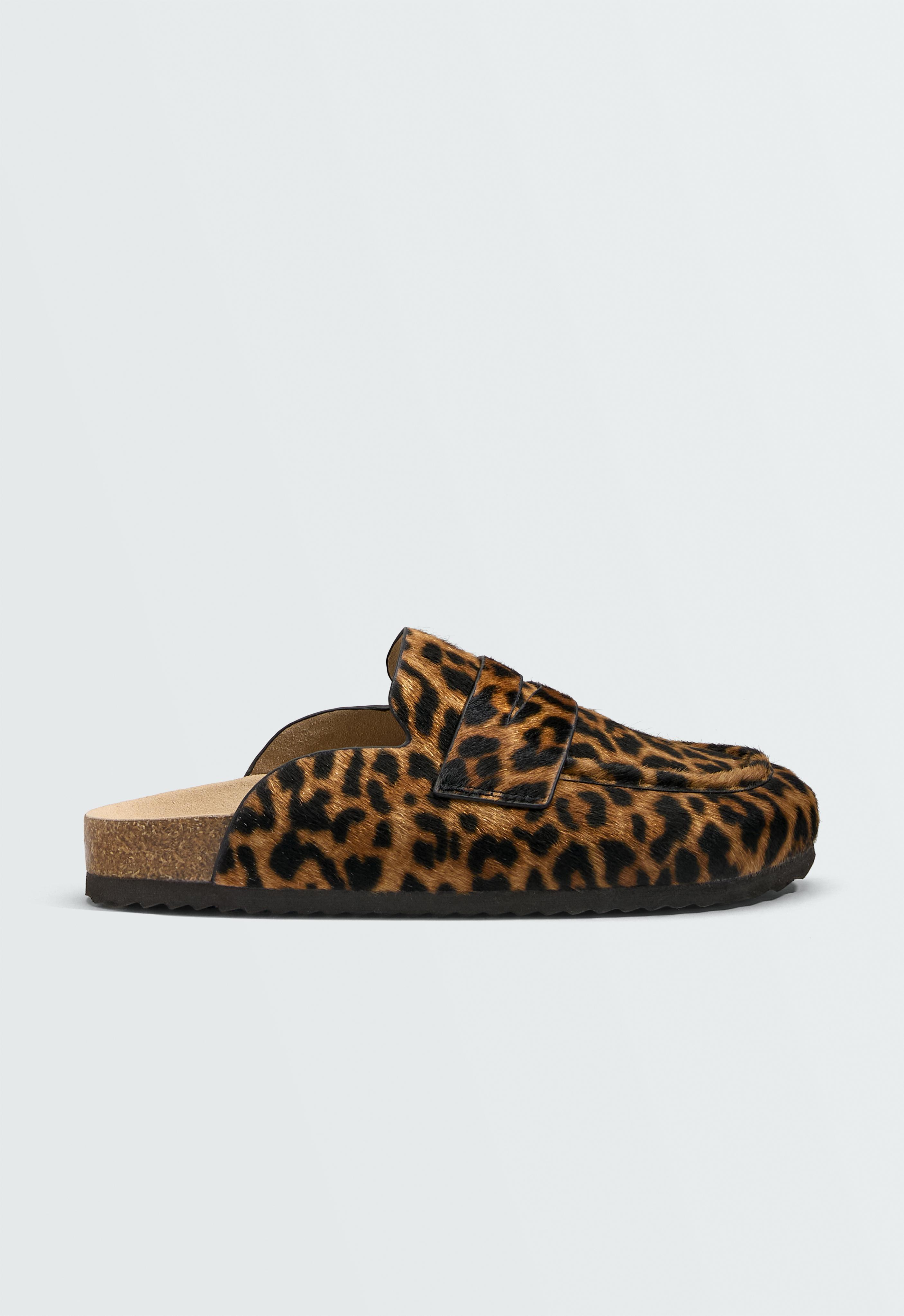 Zueco serraje animal print