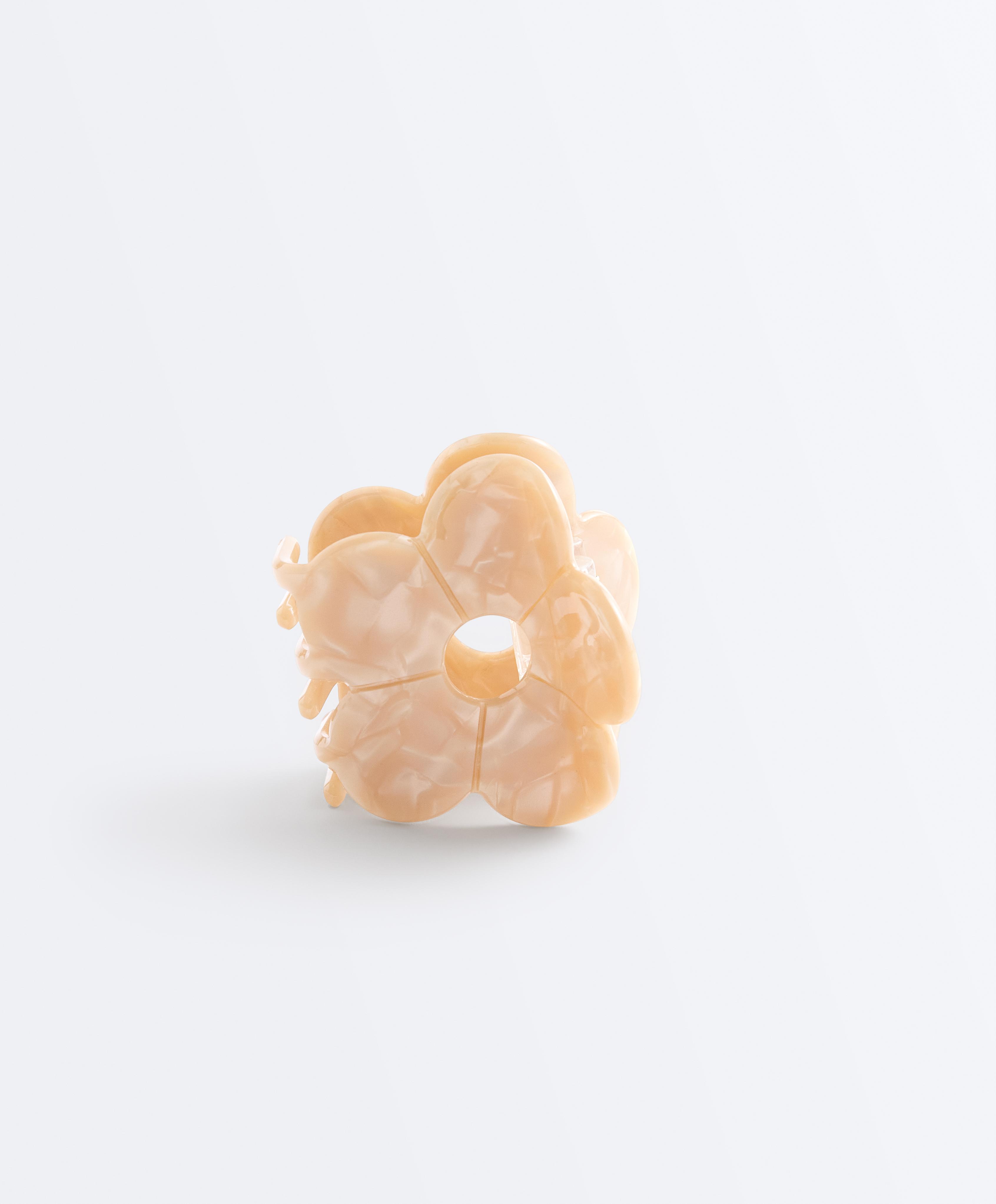 Small floral hair clip — BEIGE