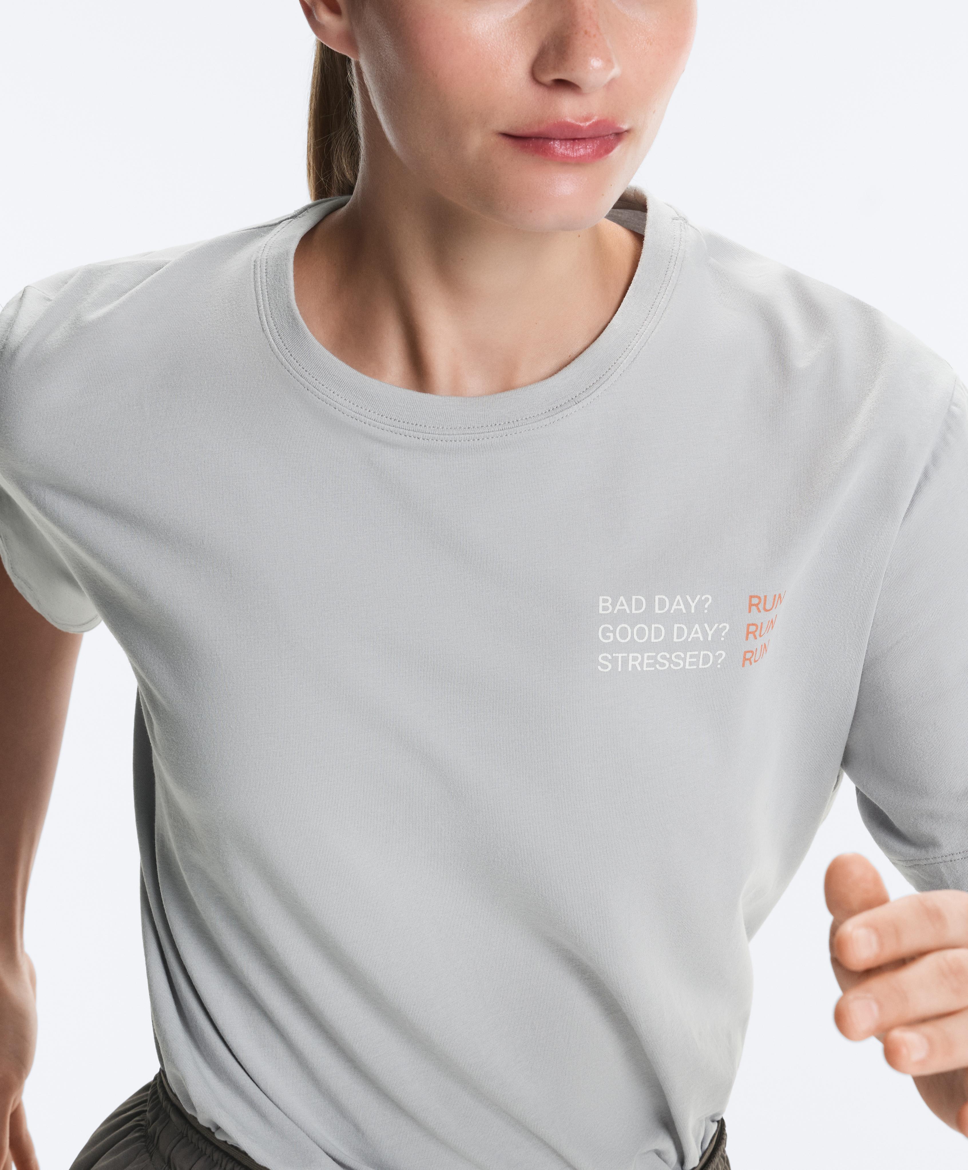 Boxy cotton blend slogan T-shirt — GREY