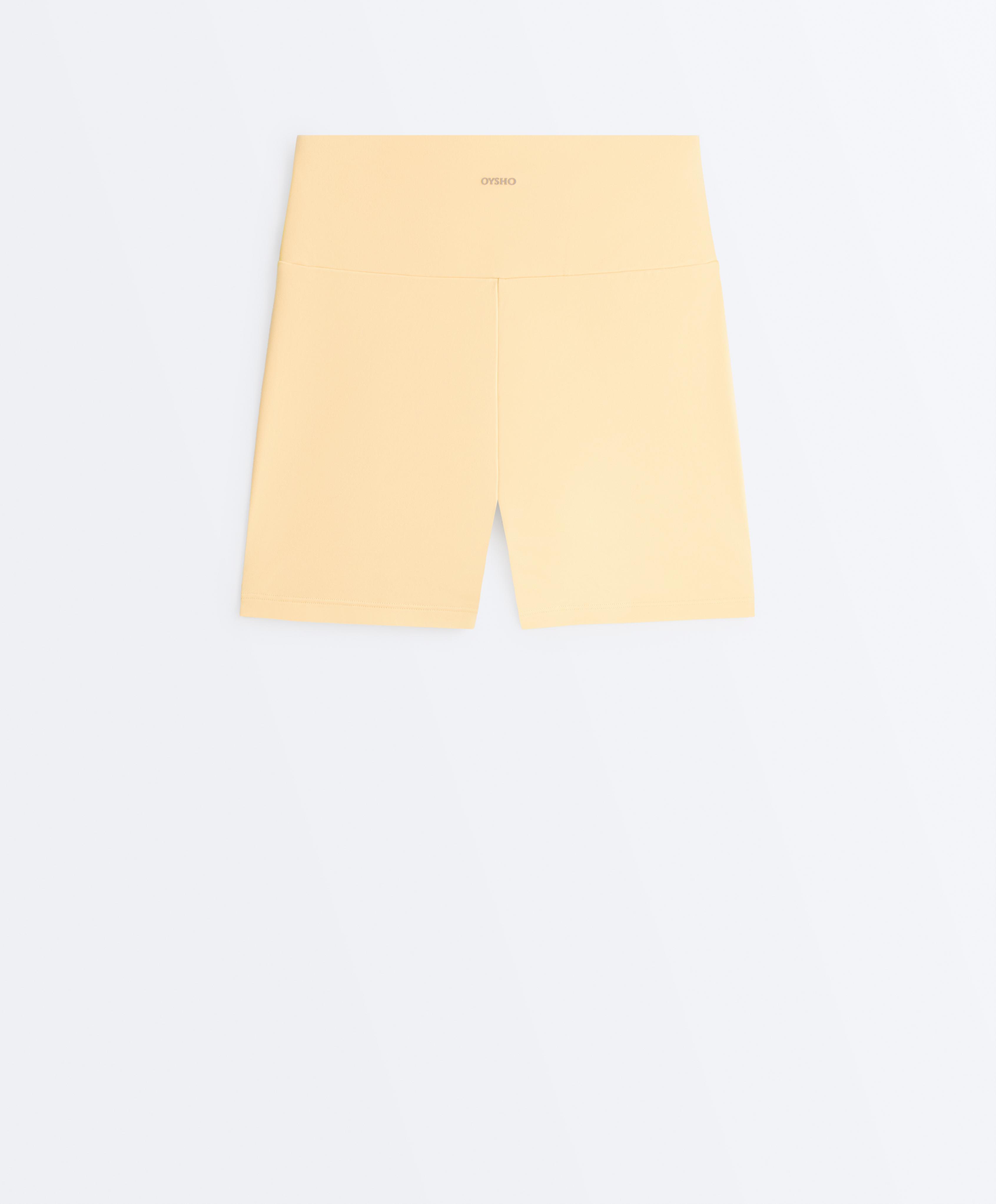 Comfortlux high-rise 10cm hot pants | OYSHO United States