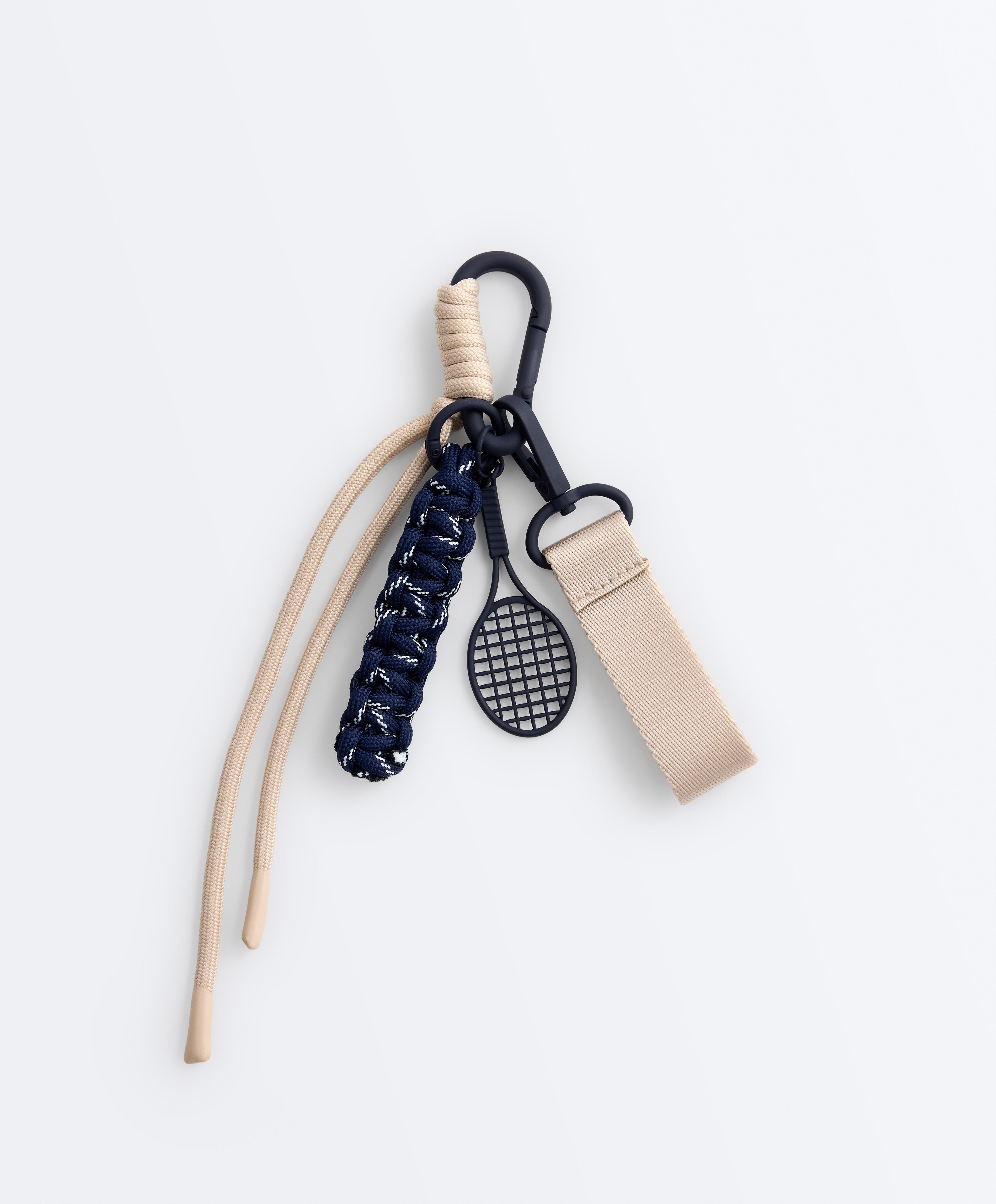 Zawieszka typu charm rakieta