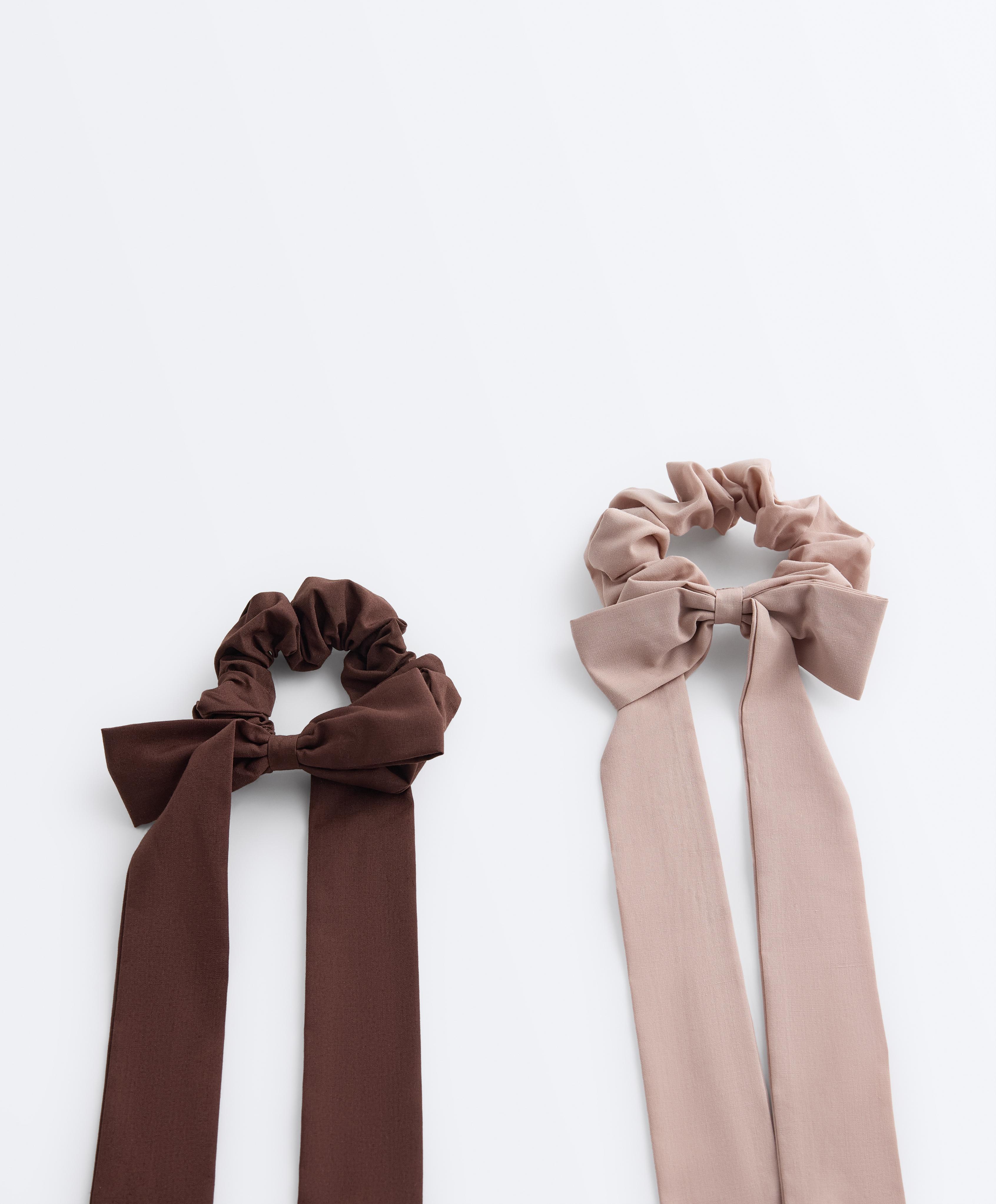 2 long bow hair scrunchies — TAN