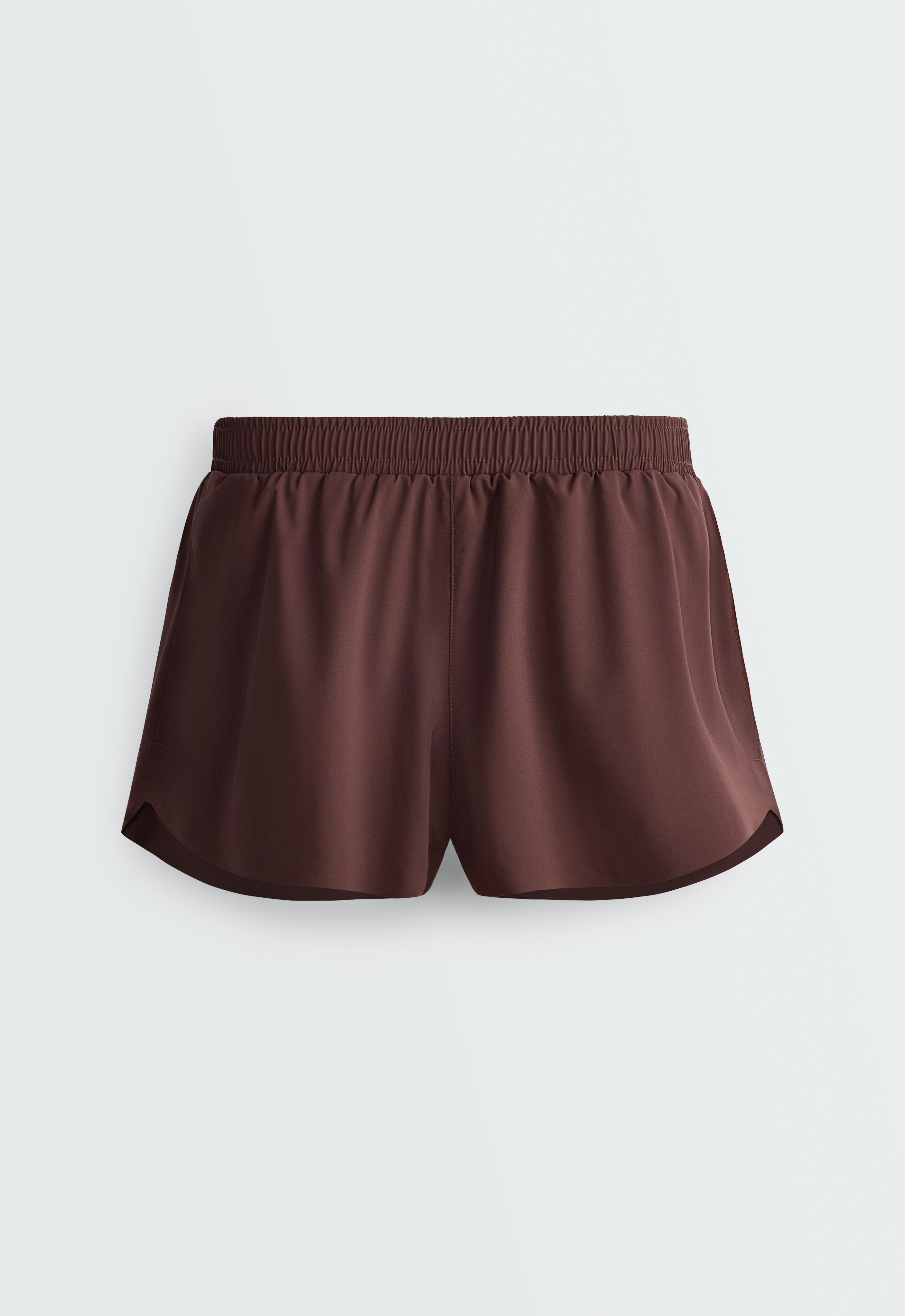 6cm low-rise technical shorts — CHOCOLATE