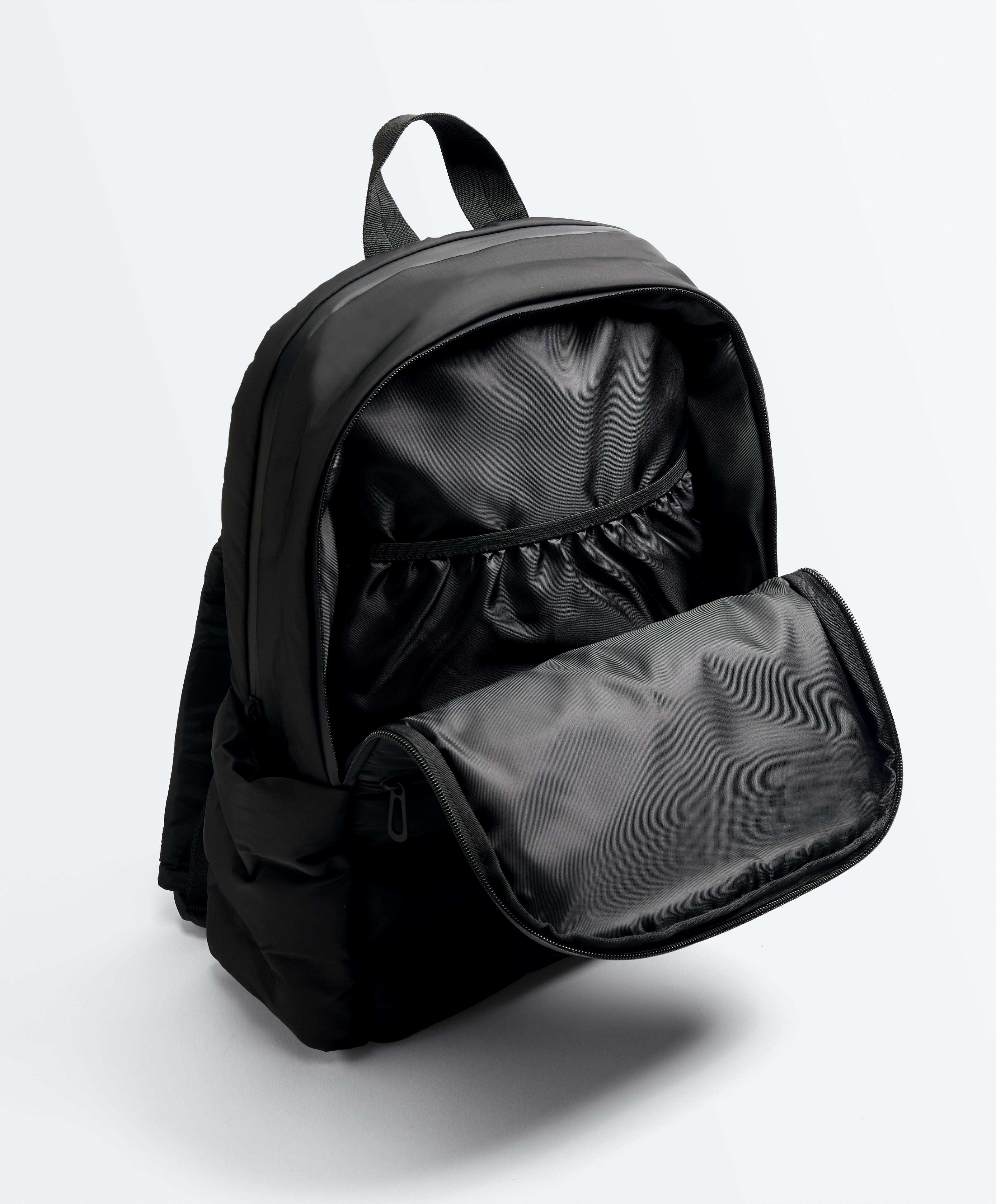 Padded backpack — BLACK