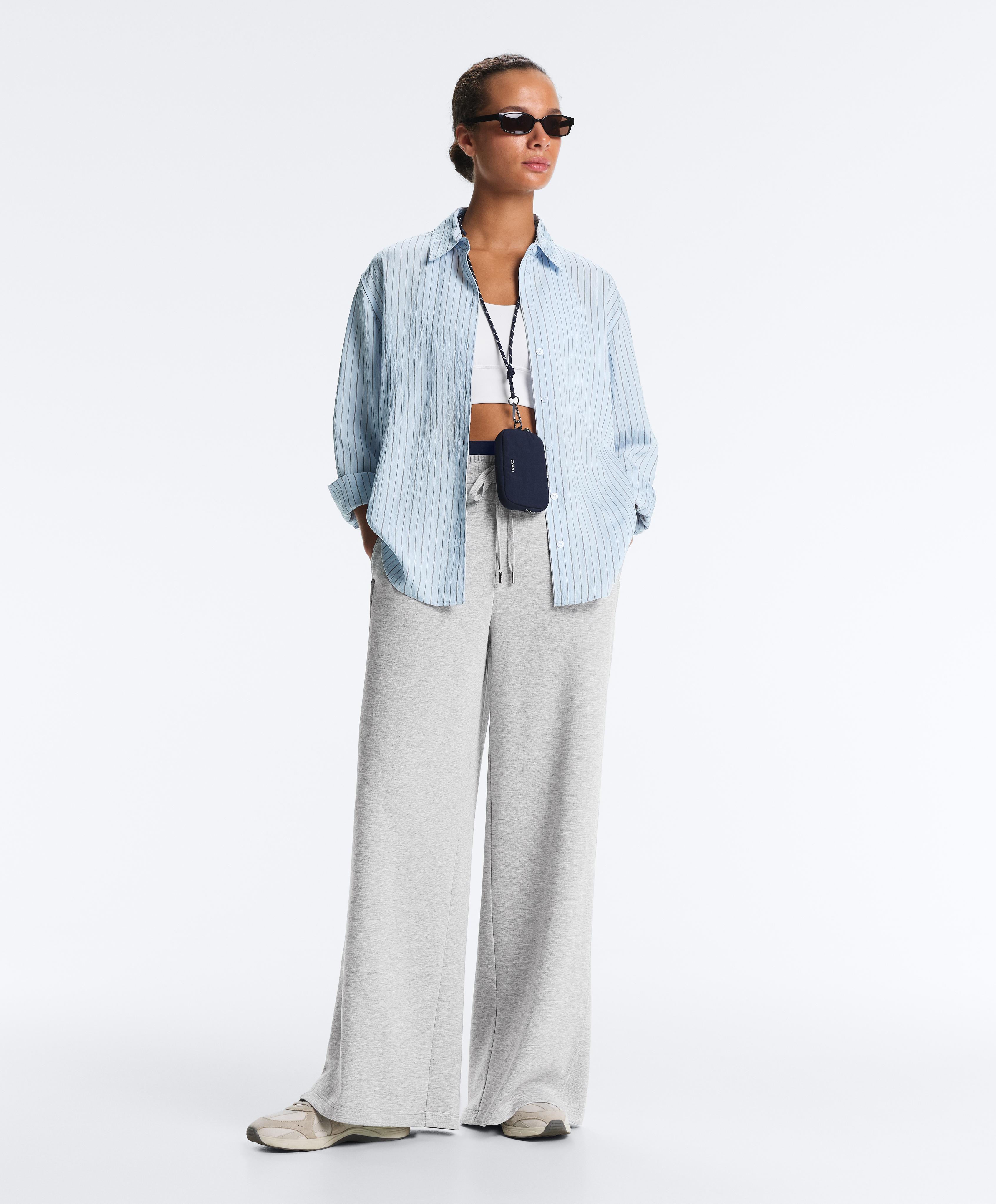 Comfortlux medium support sports bra with cups Comfortlux medium support sports bra with cups