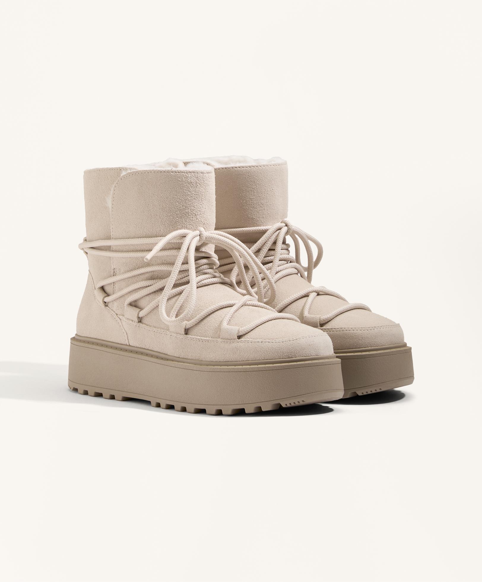 Split-leather platform boots with flap