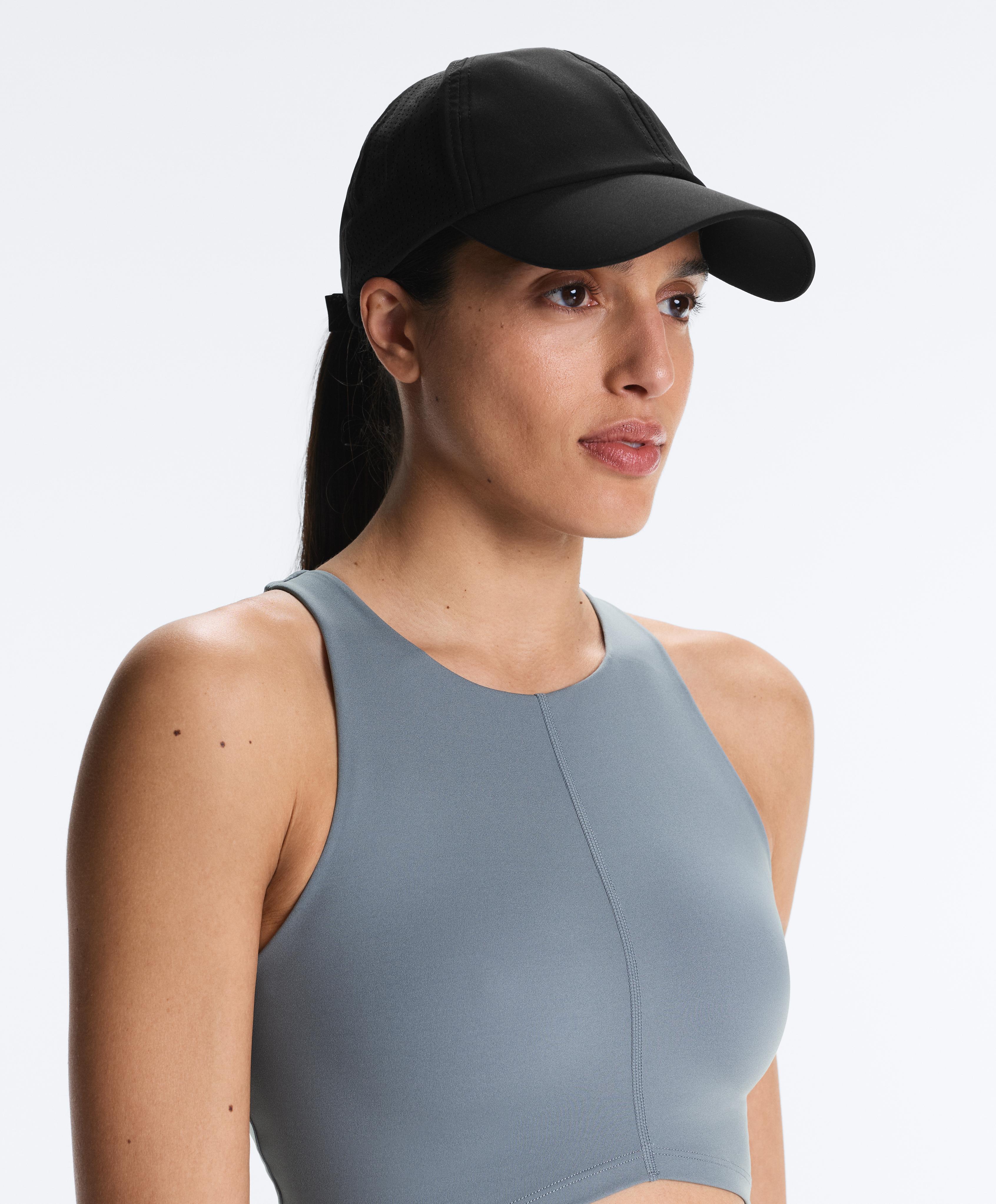 Sports cap — BLACK