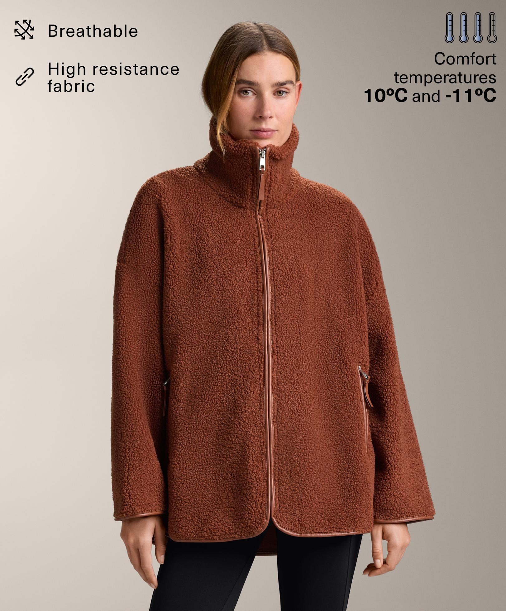 Casaco oversize em imitação de pelo de ovelha Casaco oversize em imitação de pelo de ovelha