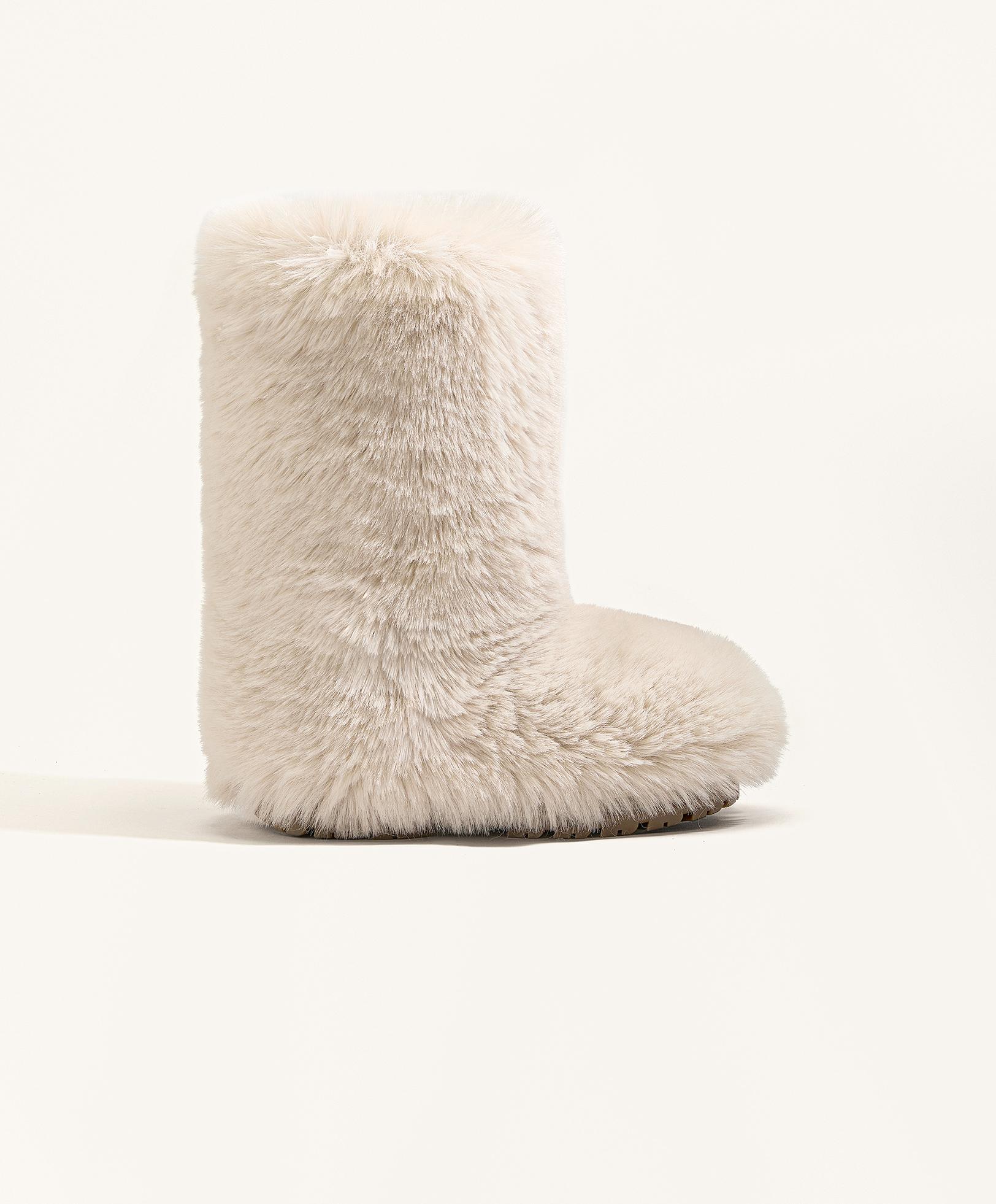 Technical faux-fur effect boot Technical faux-fur effect boot