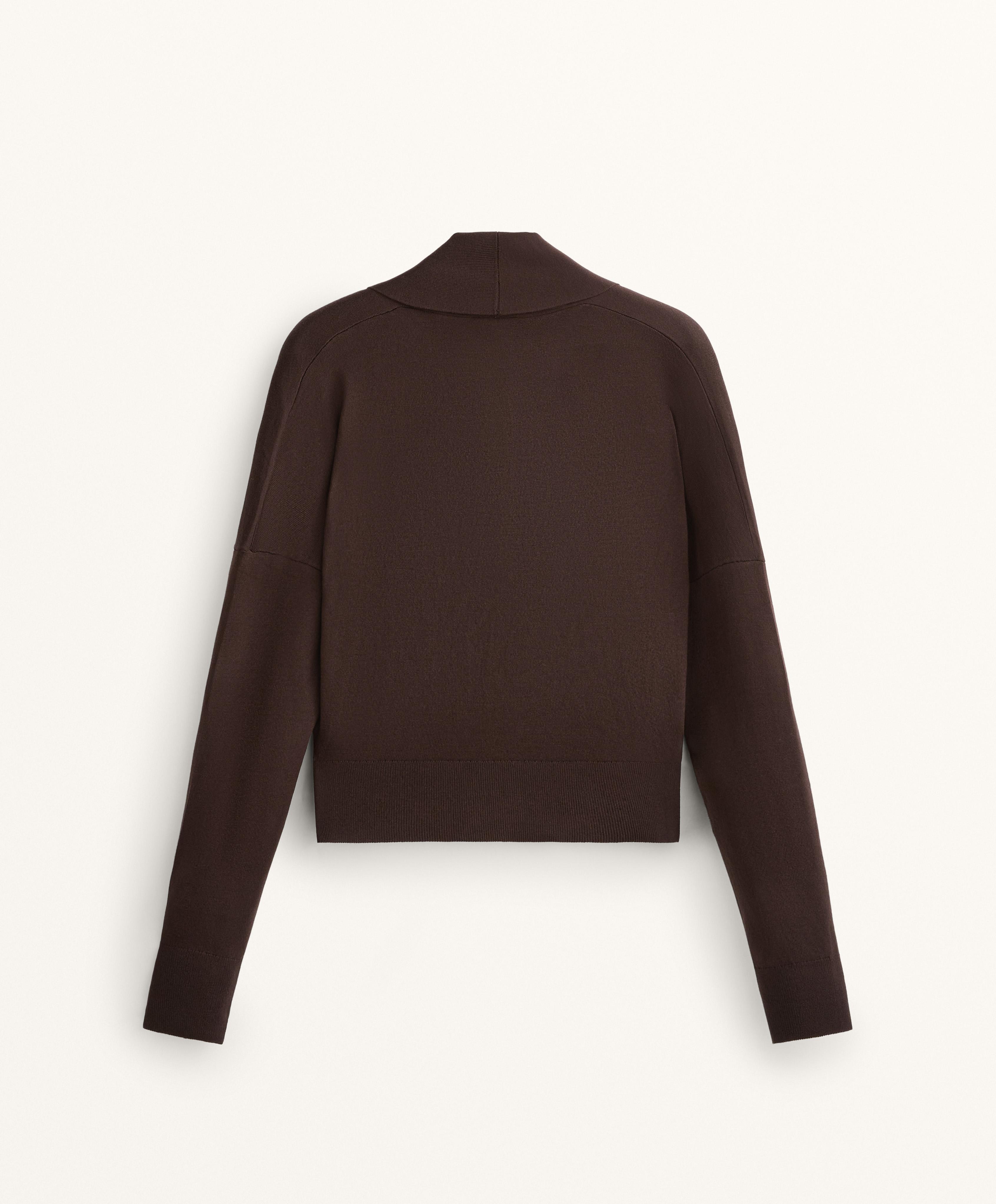 Wrap jumper with fitted waist