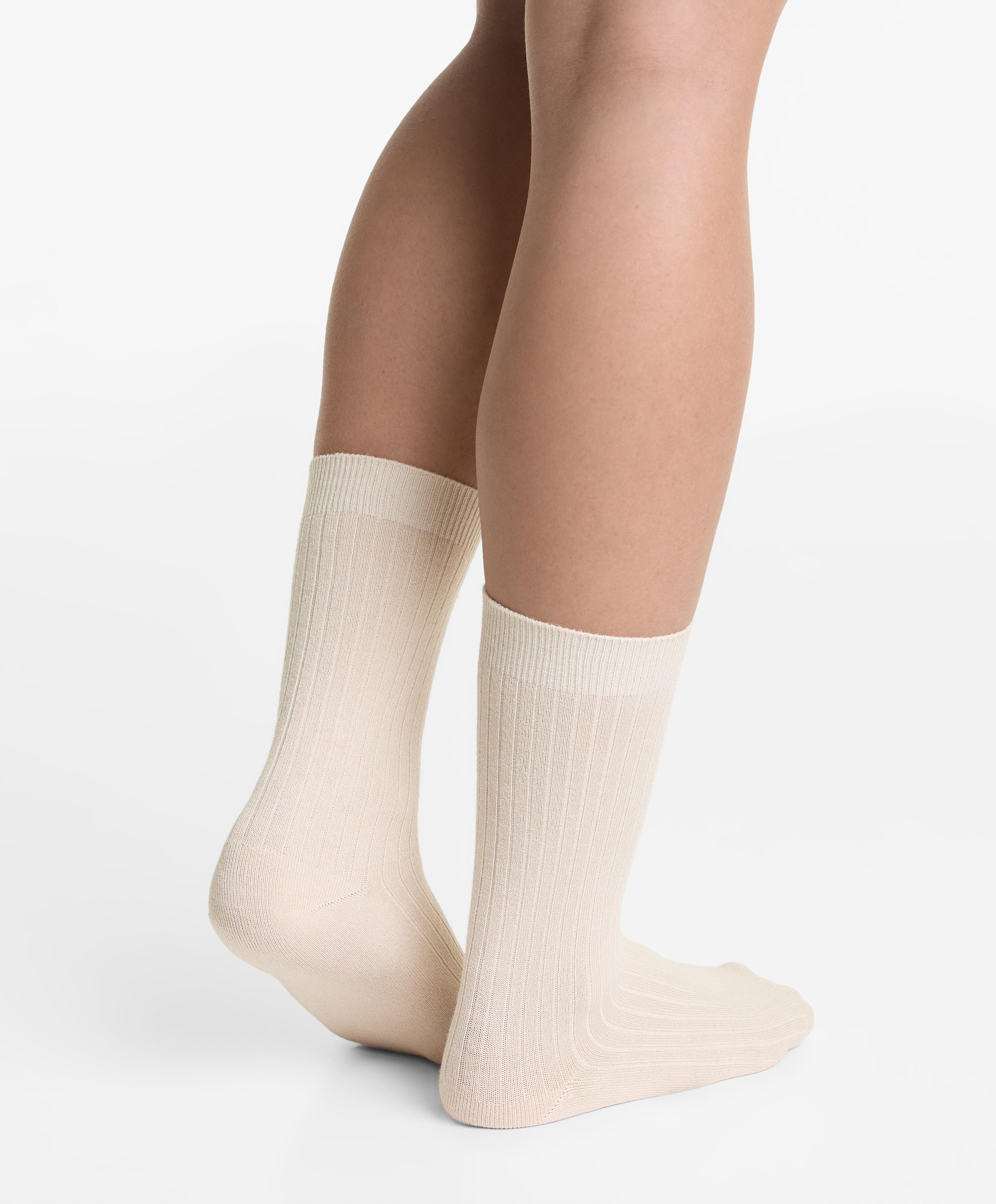 Modal blend classic socks with 13% cashmere — ECRU