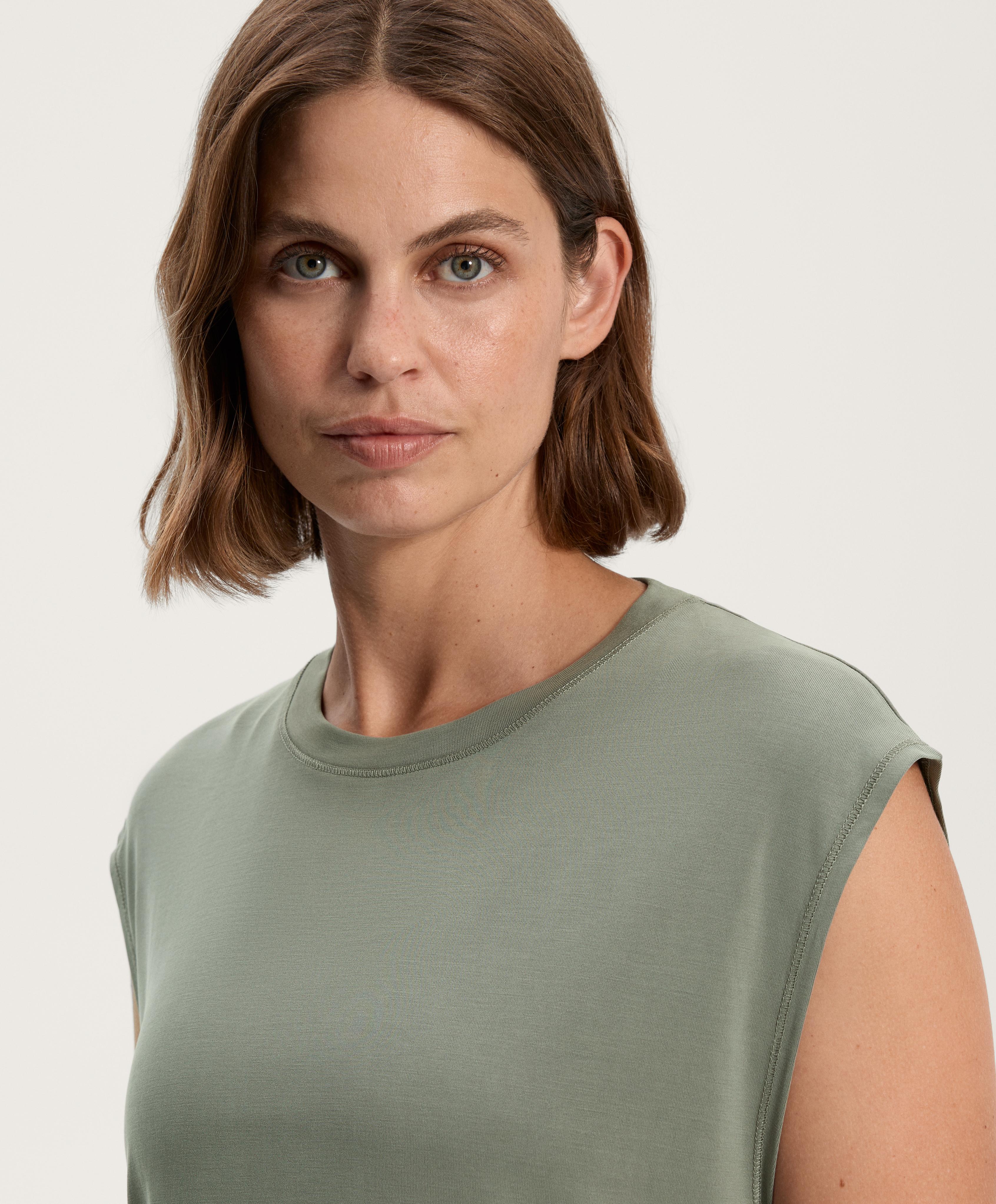 Ärmlös t-shirt i modalmix - Rea