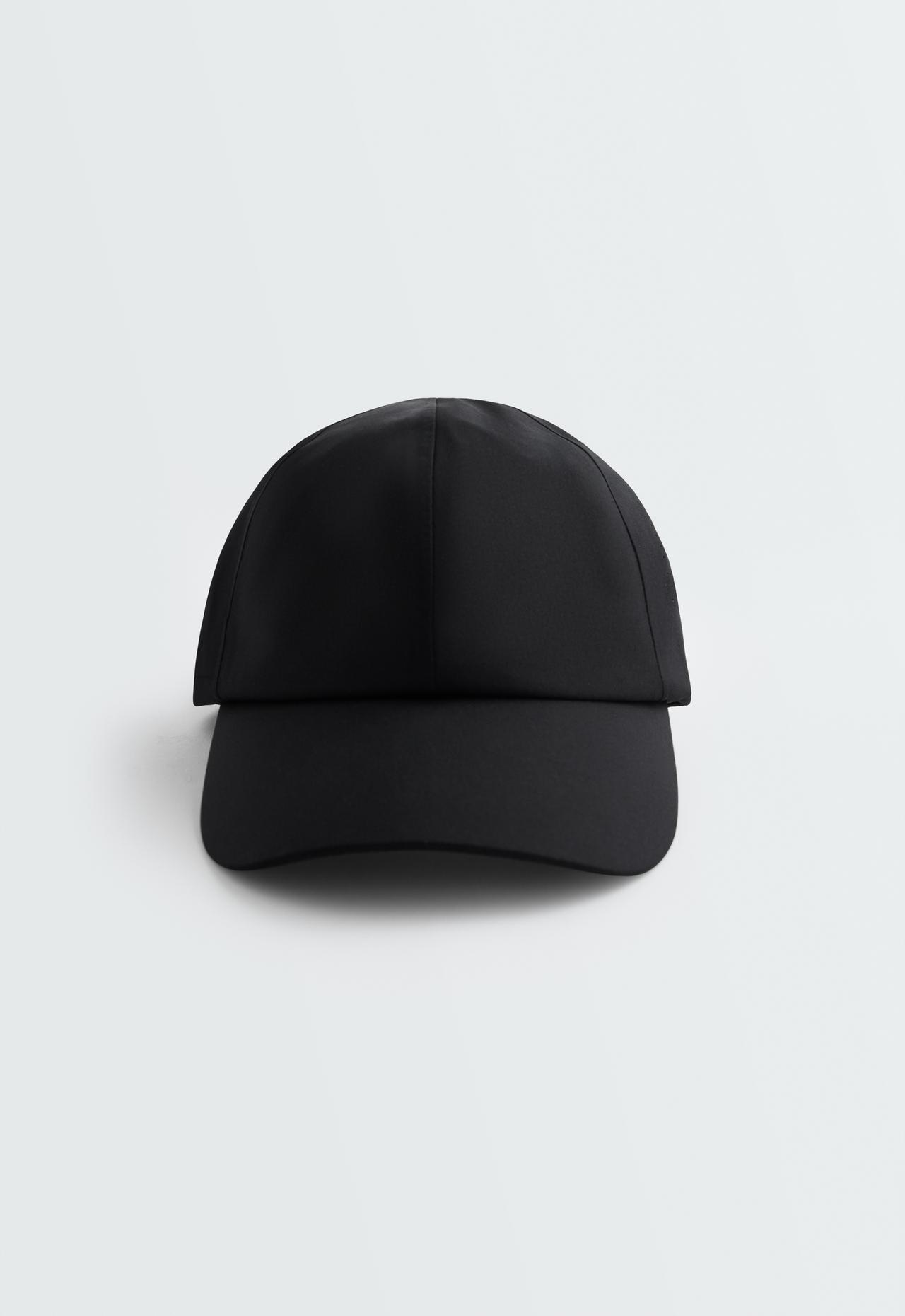 Sports cap — BLACK