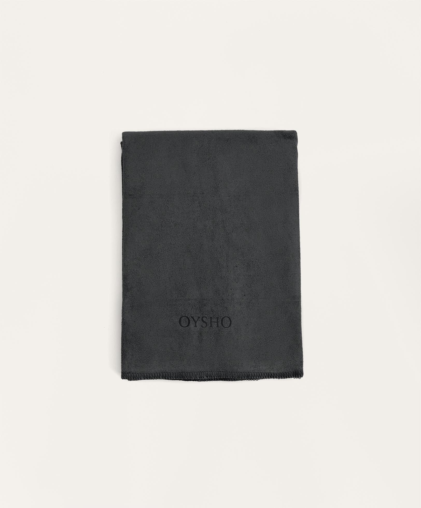 Adjustable mat towel