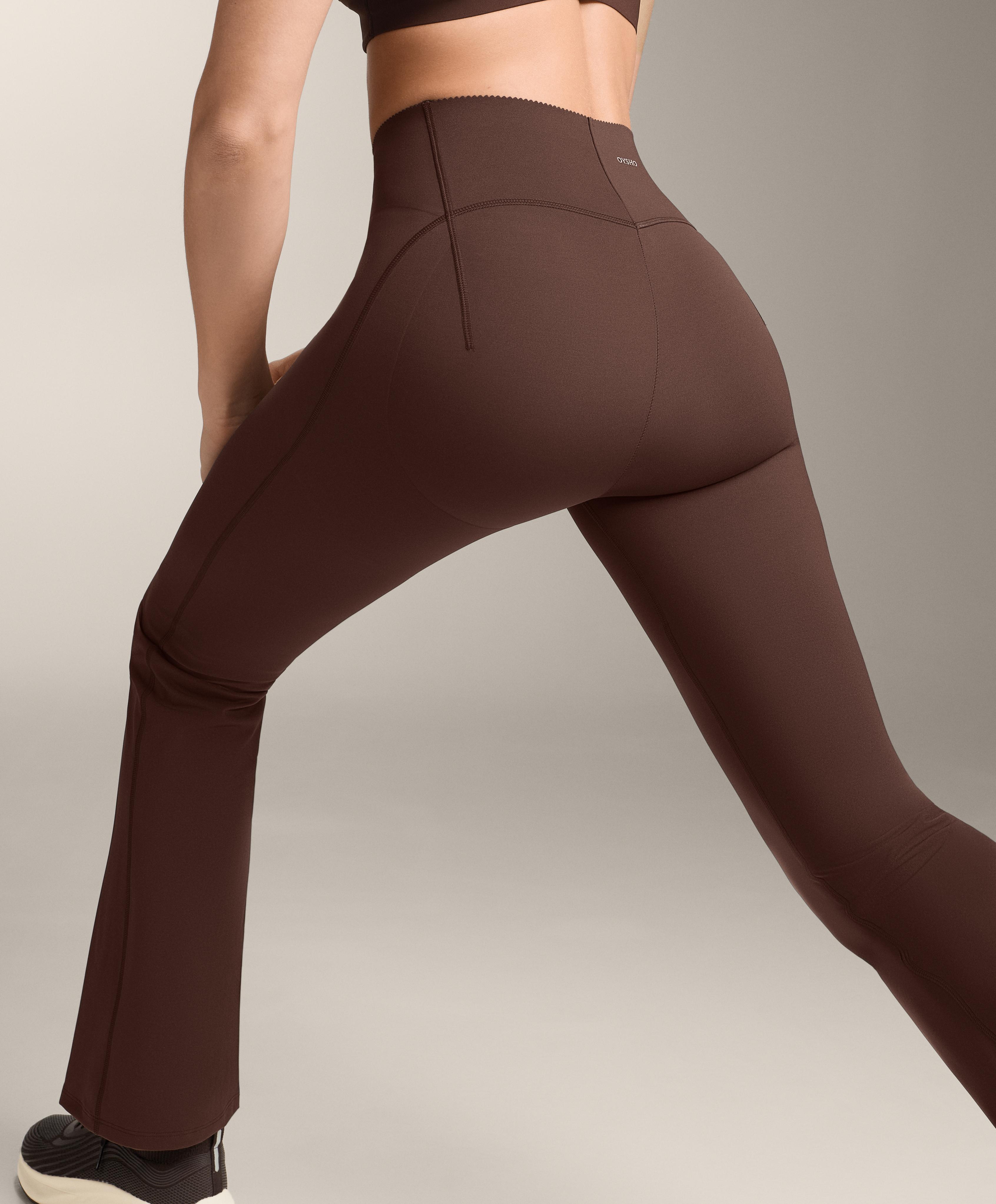 High-rise Compressive Raise Up Flare Trousers High-rise Compressive Raise Up Flare Trousers