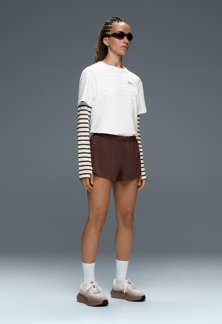 6cm low-rise technical shorts — CHOCOLATE