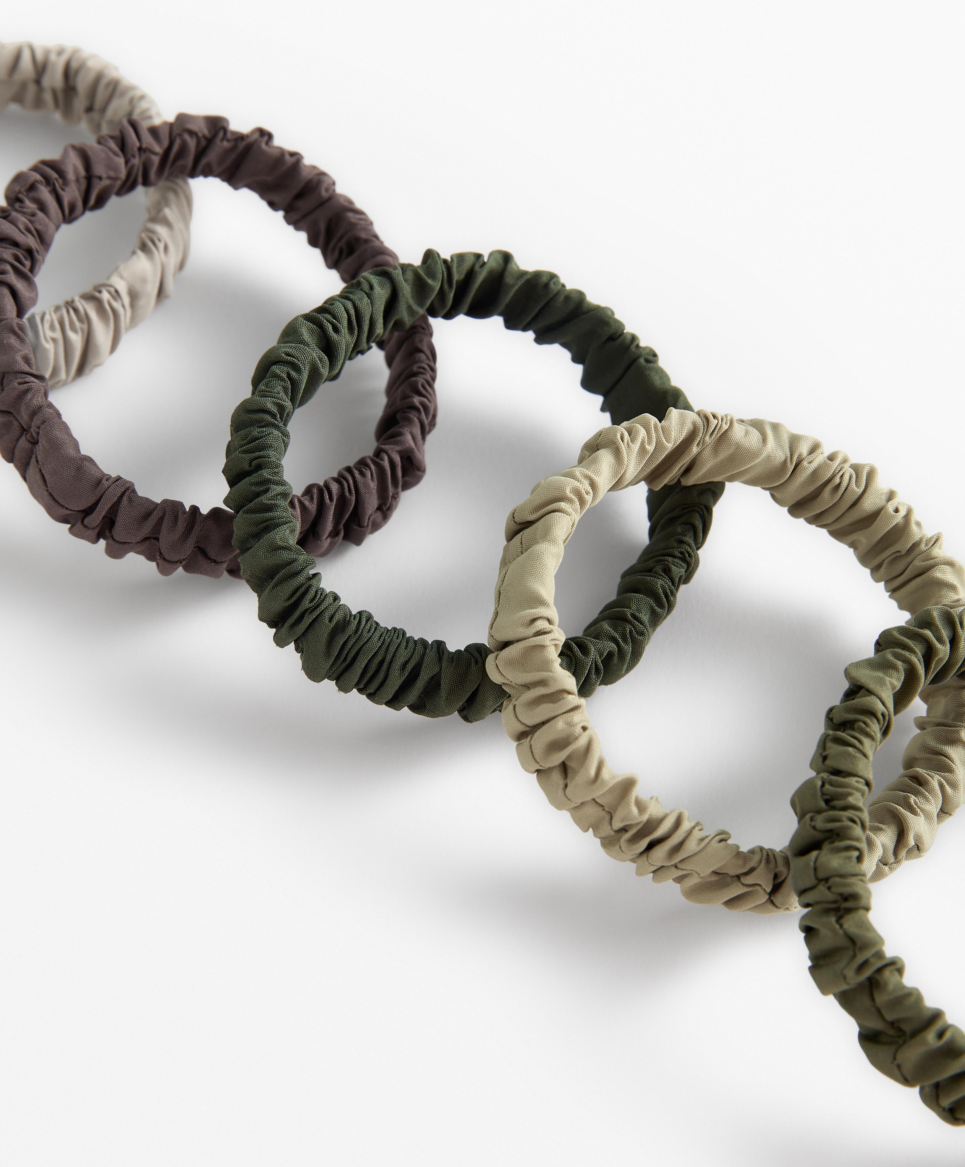 5 hair ties