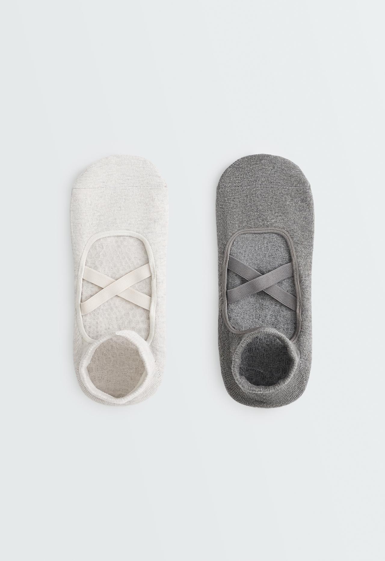 2 pairs of crossover strap cotton blend yoga and Pilates sneaker socks — PALE GREY MELANGE