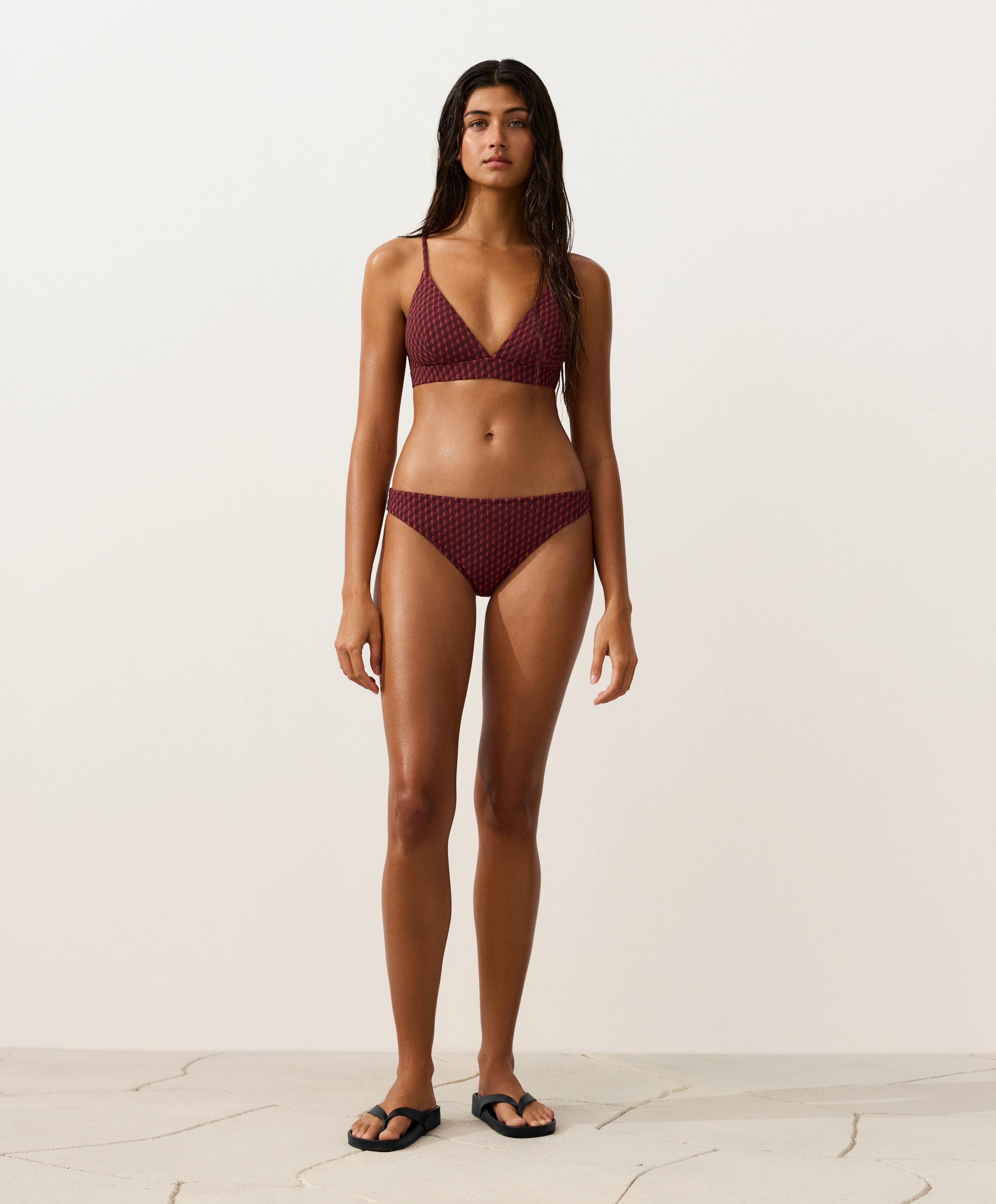 Geometric jacquard classic bikini briefs — CHERRY