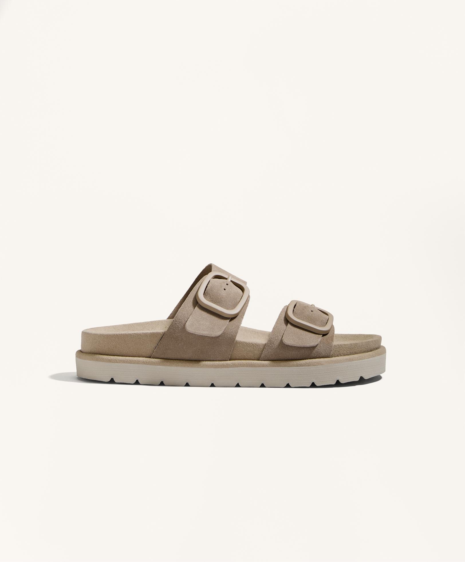 Suede platform buckle sandal Suede platform buckle sandal