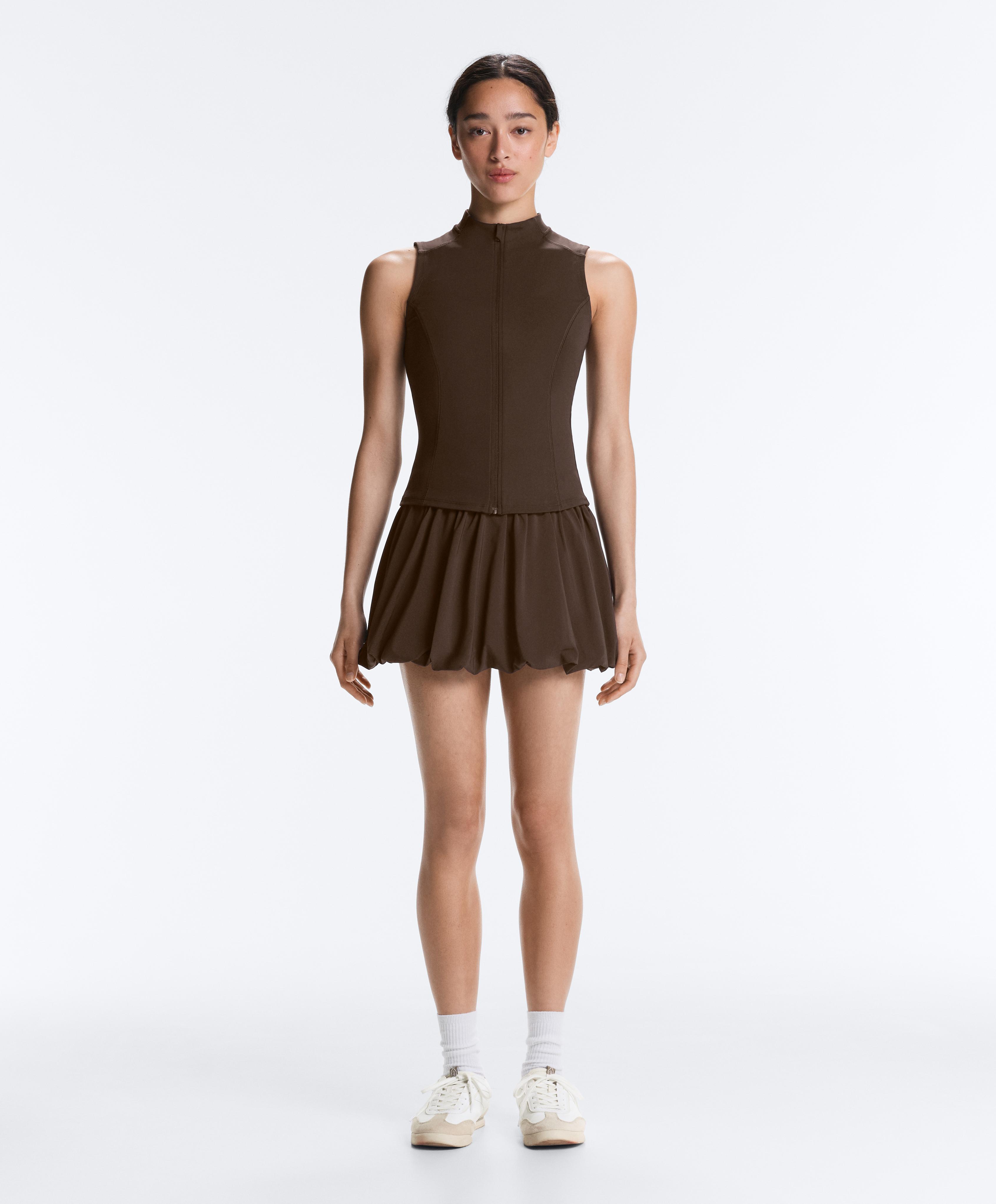 Sleeveless zip T-shirt Sleeveless zip T-shirt