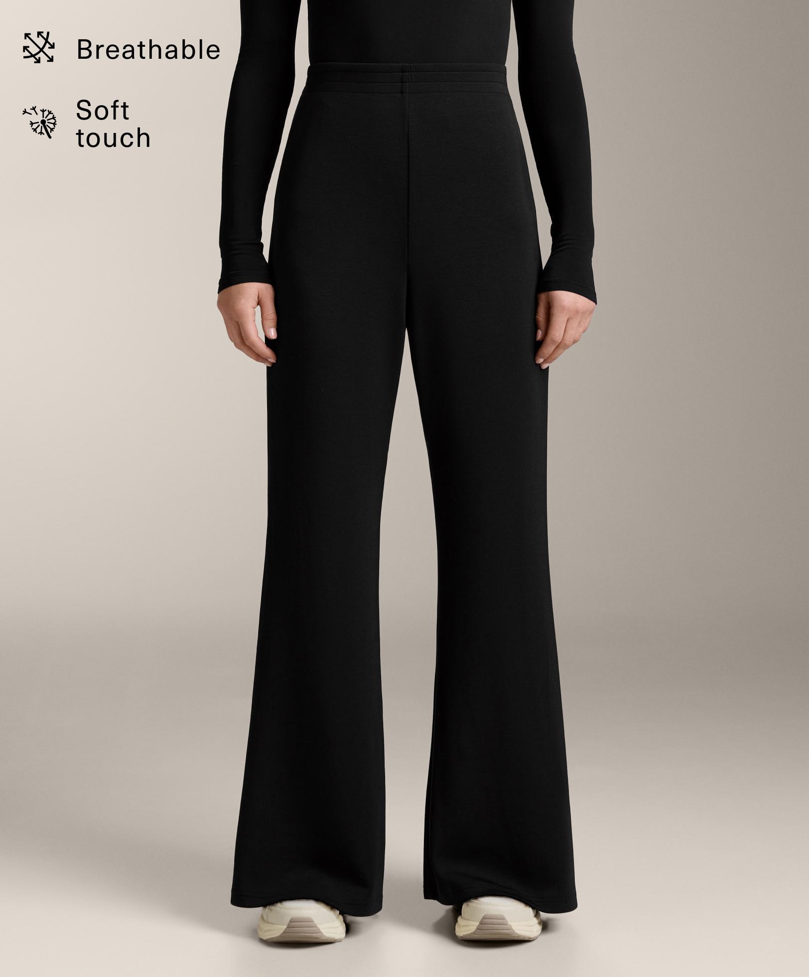 Pantaloni flare con modal morbido al tatto Pantaloni flare con modal morbido al tatto