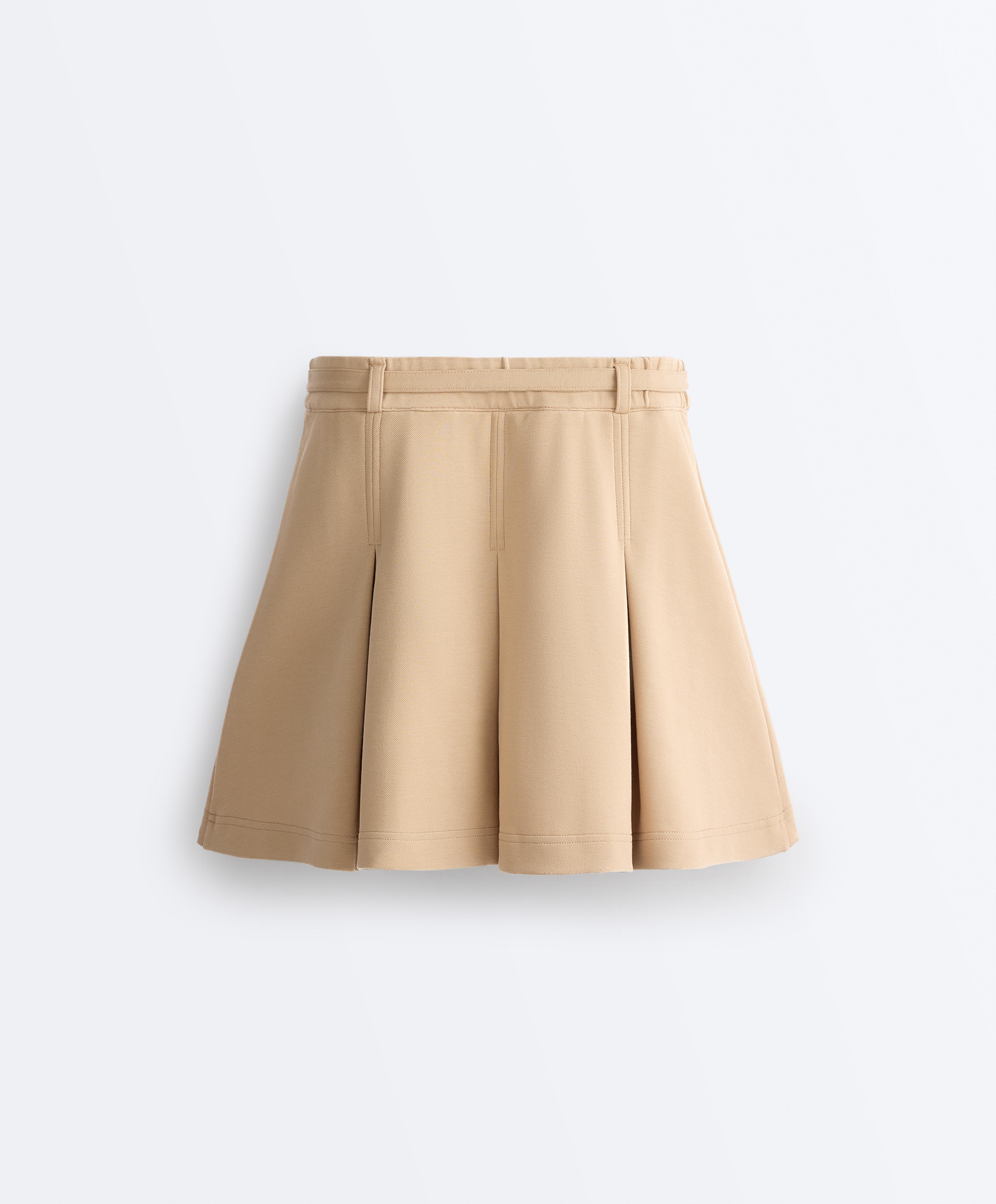 High-rise pleated short skirt with belt — BEIGE