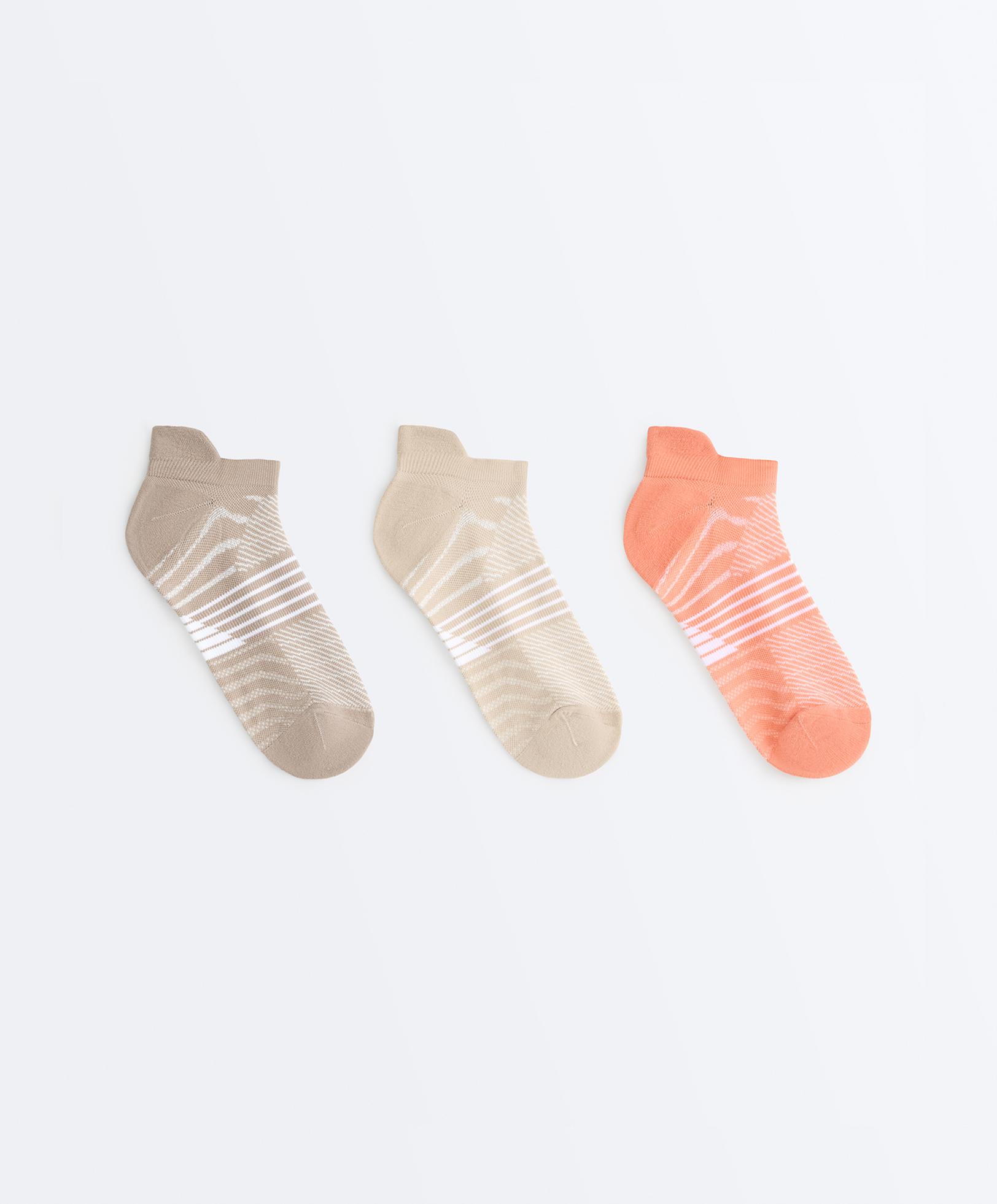 3 pairs of polyamide blend sports sneaker socks with heel tab — PASTEL CORAL