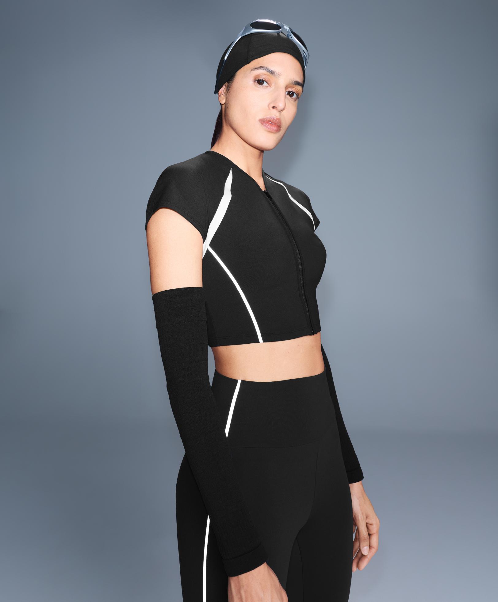 Reflective Compressive Tank top — BLACK