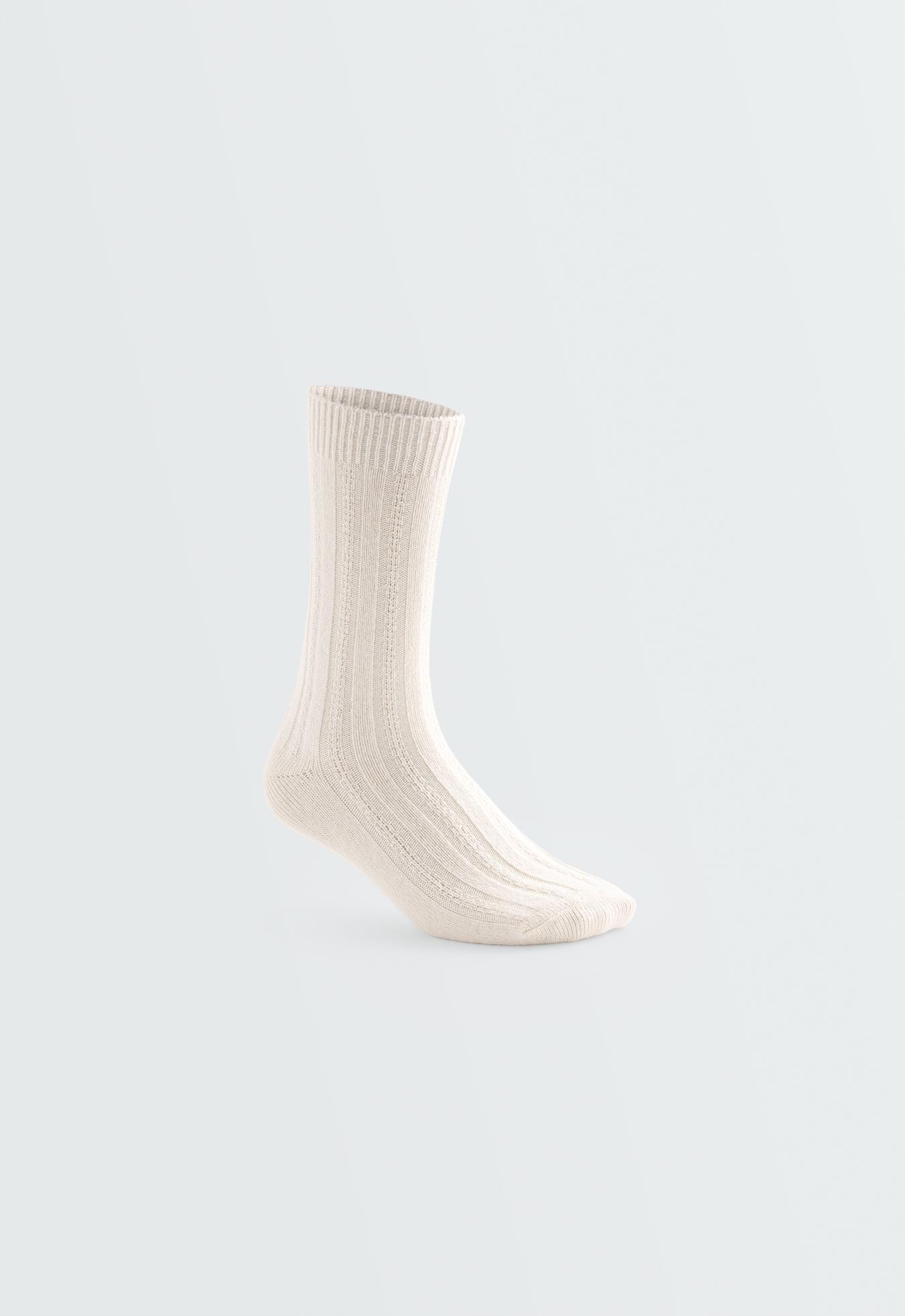 Classic socks in 25% cashmere 11% wool — ECRU