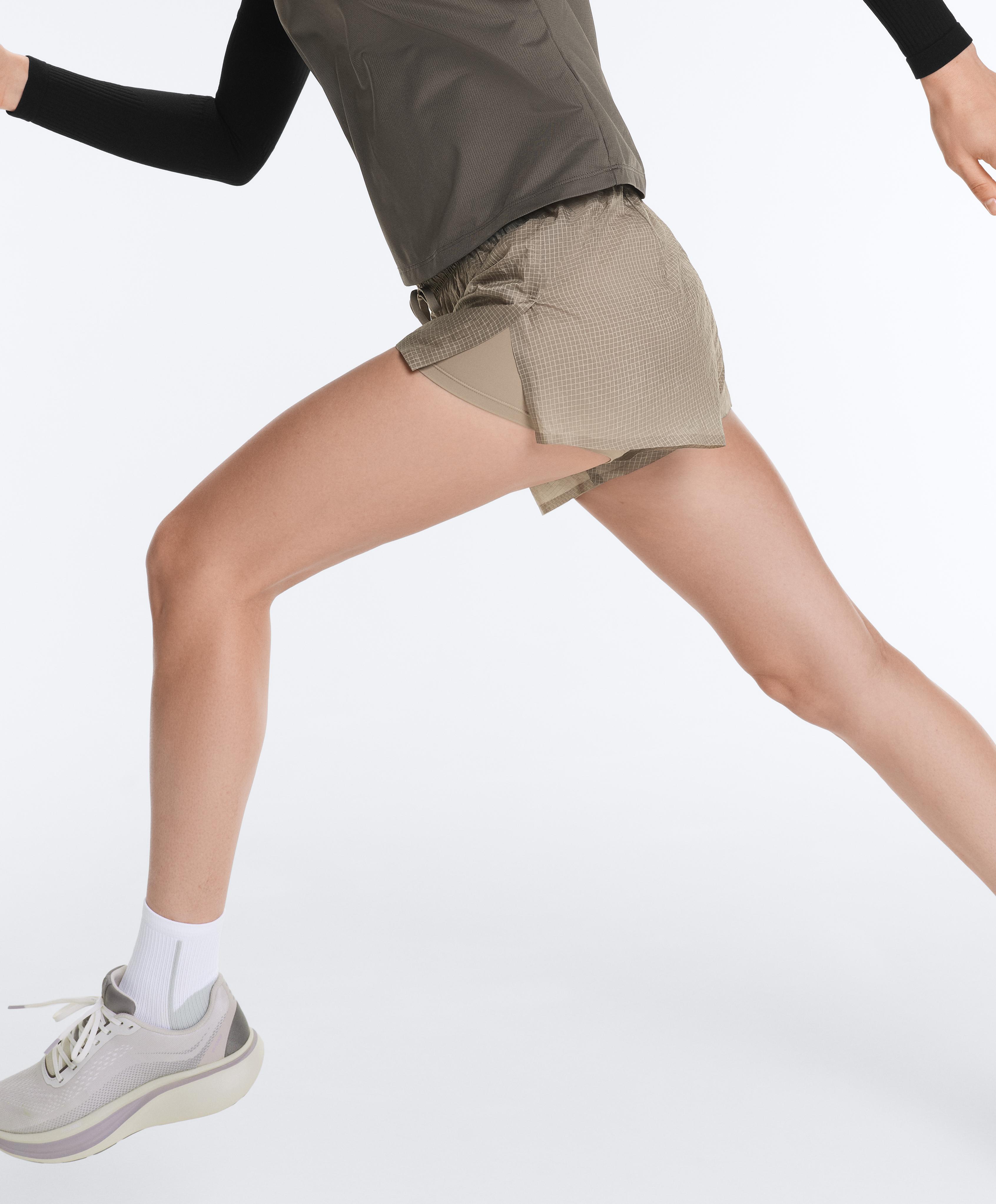 Technical 2-in-1 checked mid-rise shorts — MINK GREY
