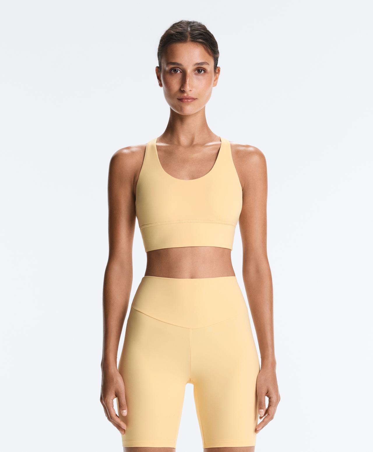 Medium support Comfortlux sports bra with cup — PALE YELLOW