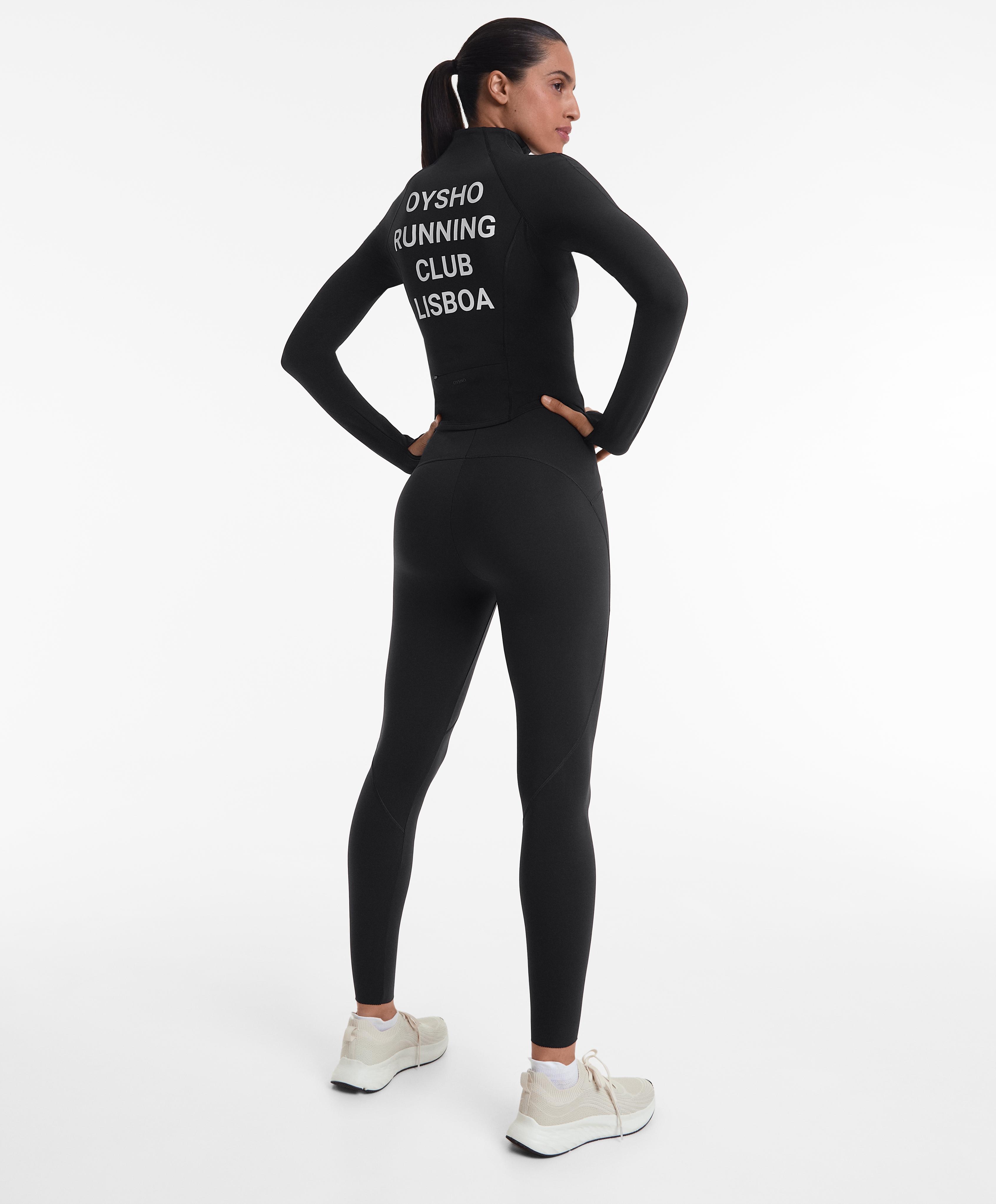 Oysho Running Club Lisboa light warm technical jacket with seams Oysho Running Club Lisboa light warm technical jacket with seams