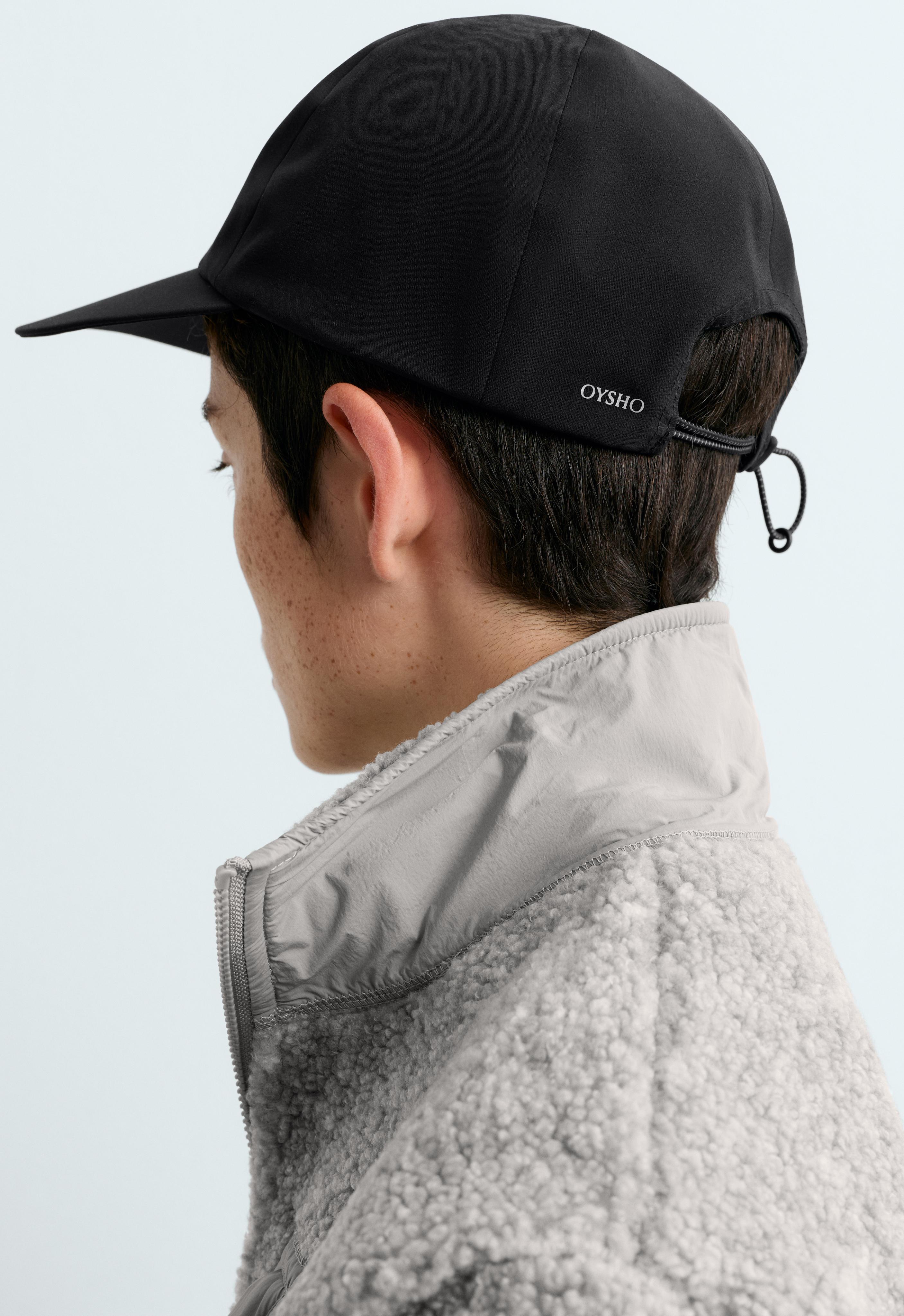 Waterproof cap — BLACK