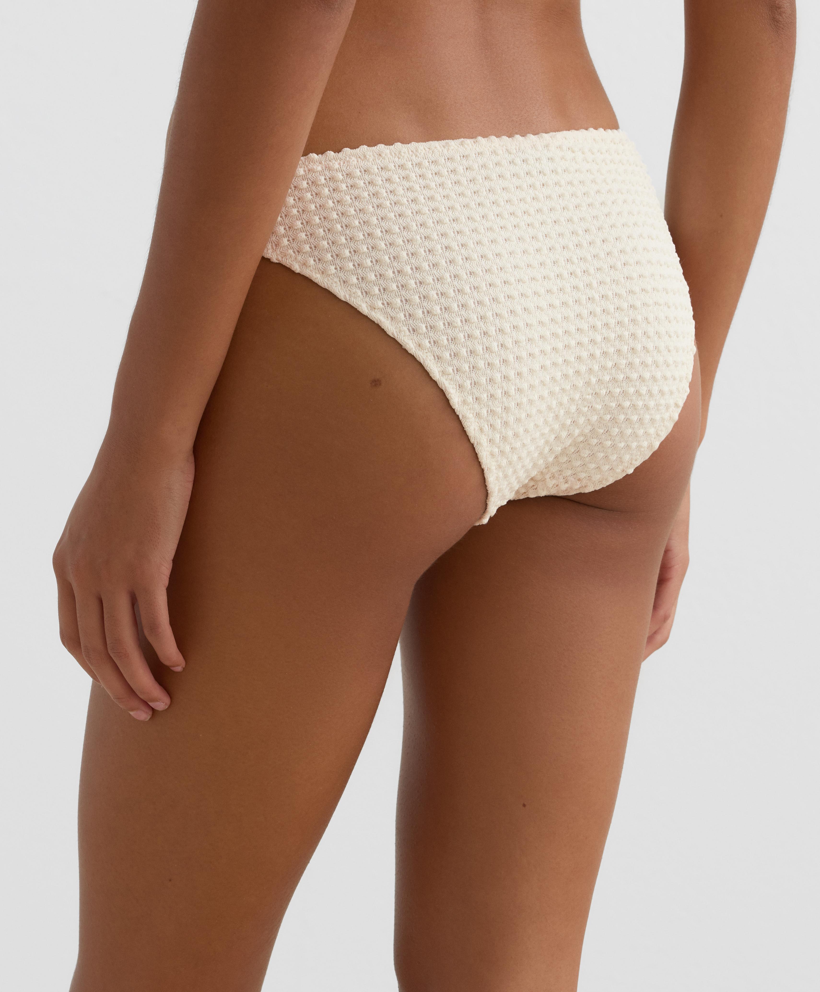 Bubble-texture crochet classic bikini briefs
