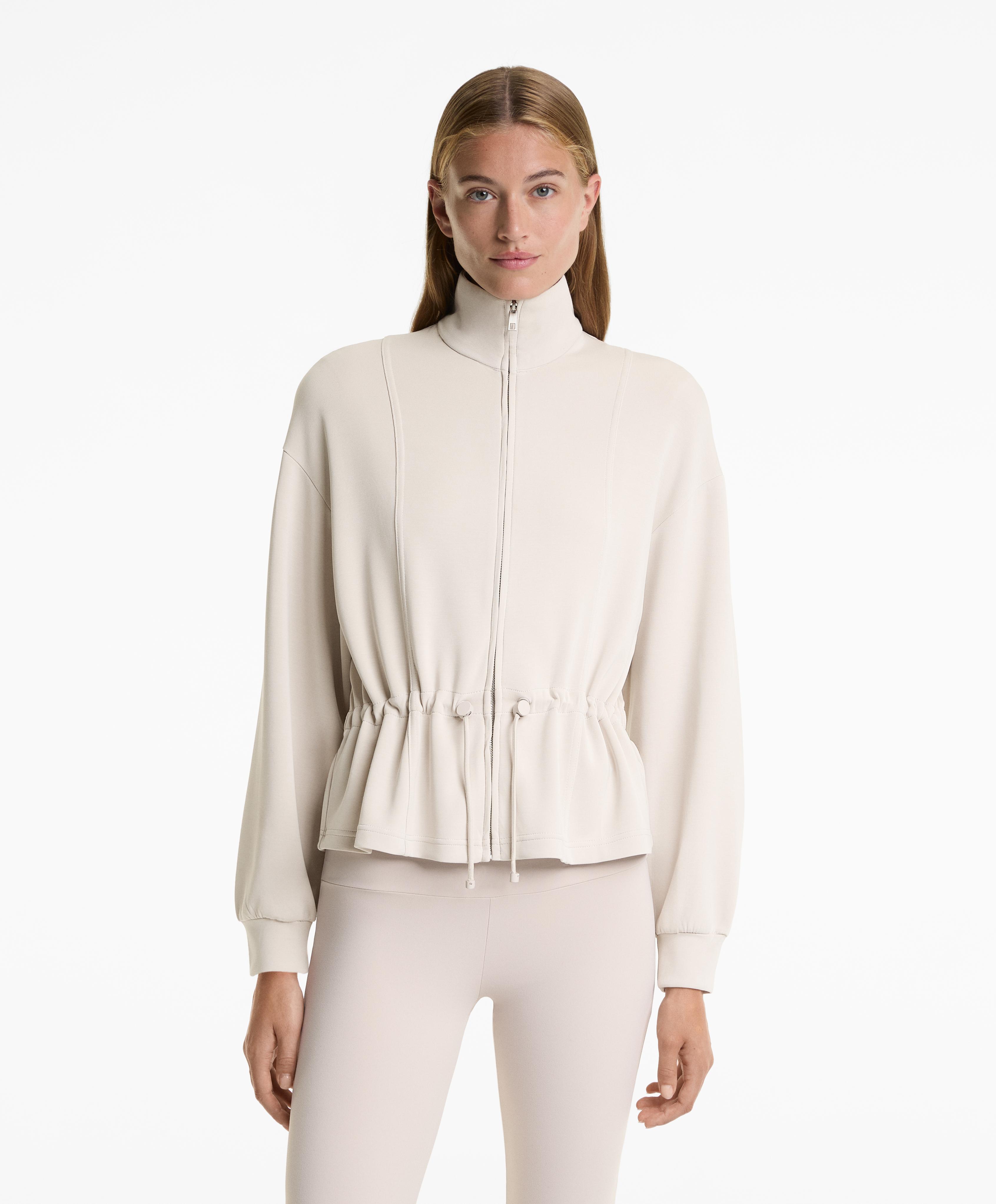 Jasje met modal dat zacht aanvoelt Jasje met modal dat zacht aanvoelt