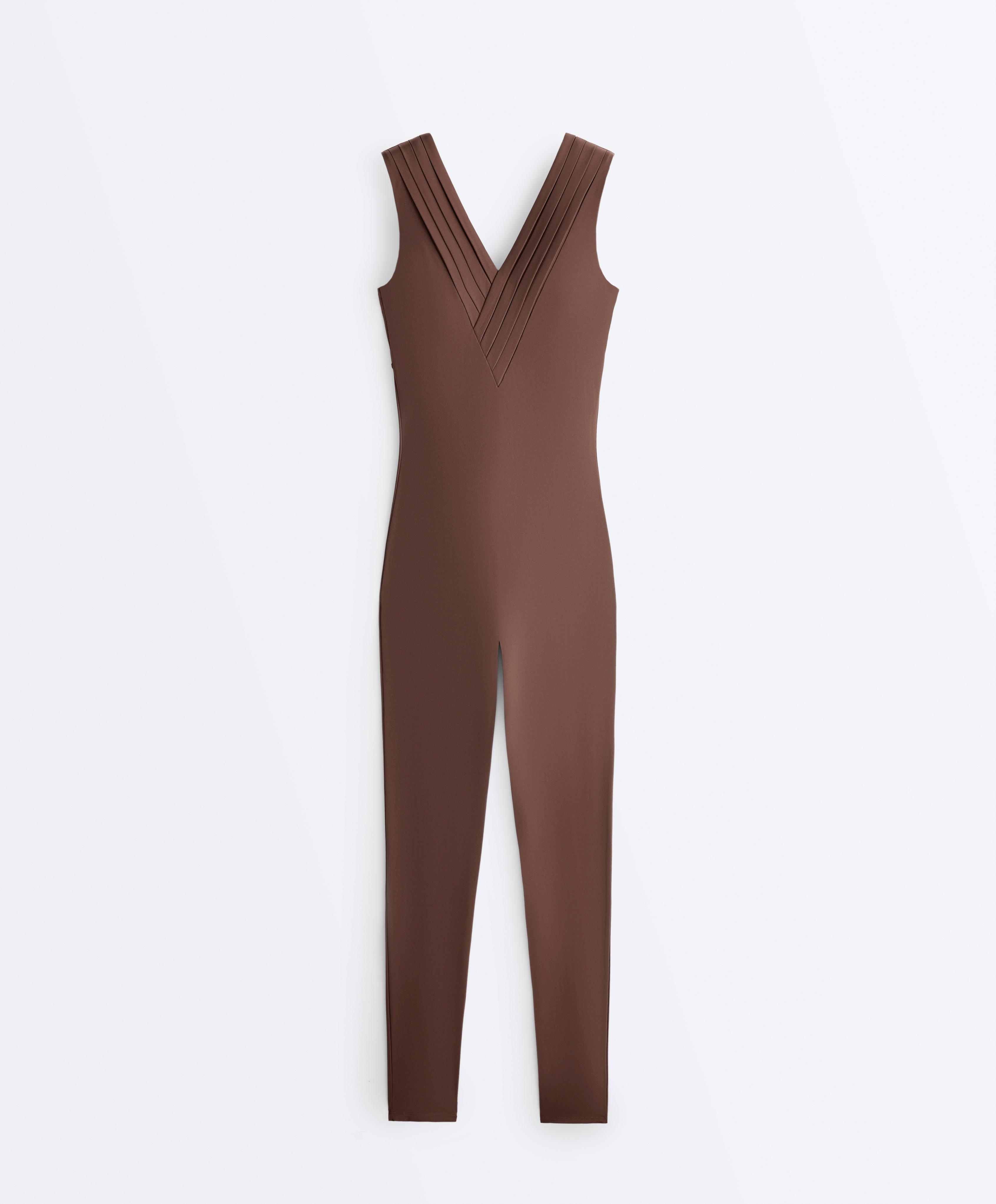 Pleated Comfortlux long jumpsuit — MID-BROWN