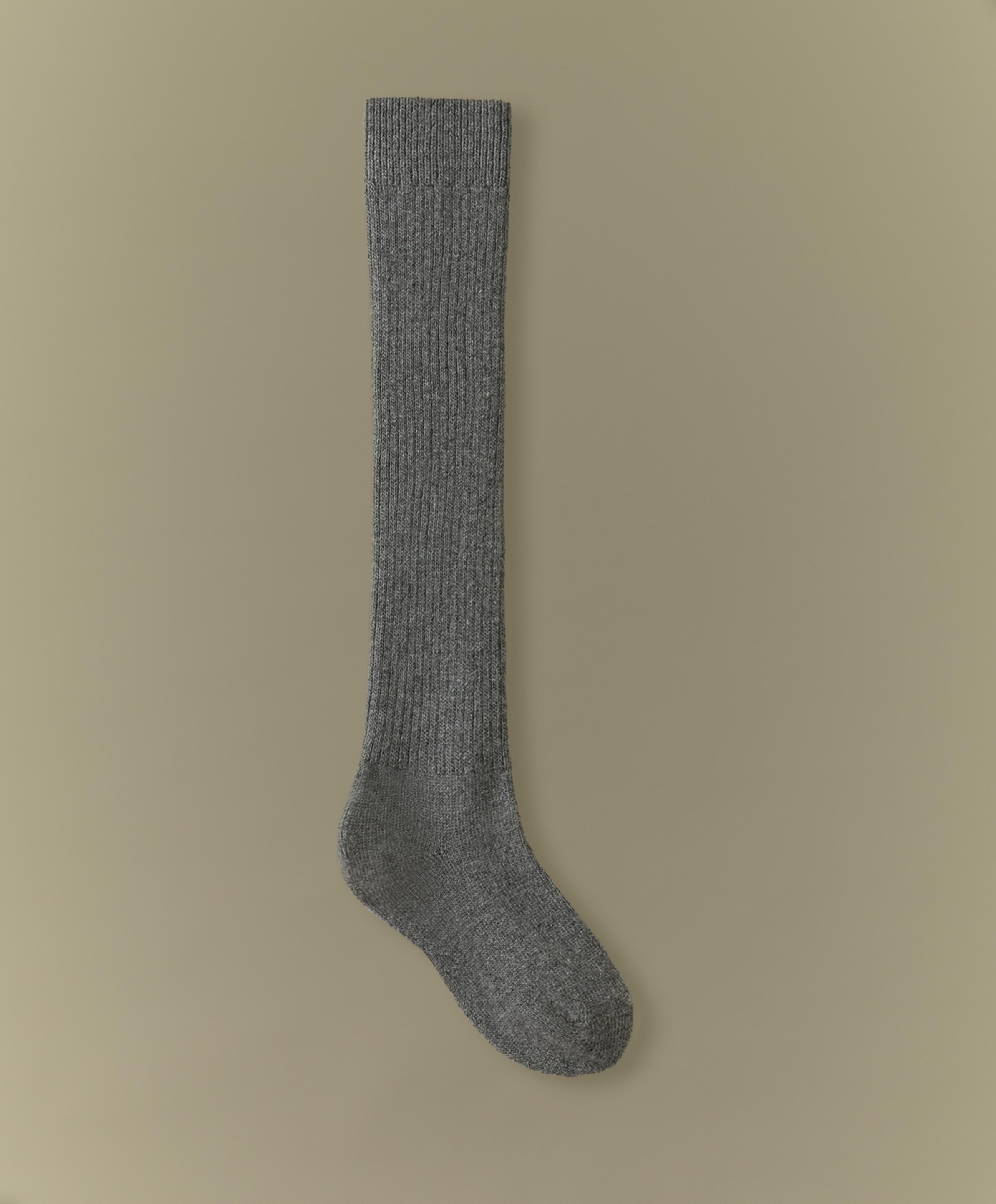18% cashmere 13% wool long socks — DARK-GREY MELANGE