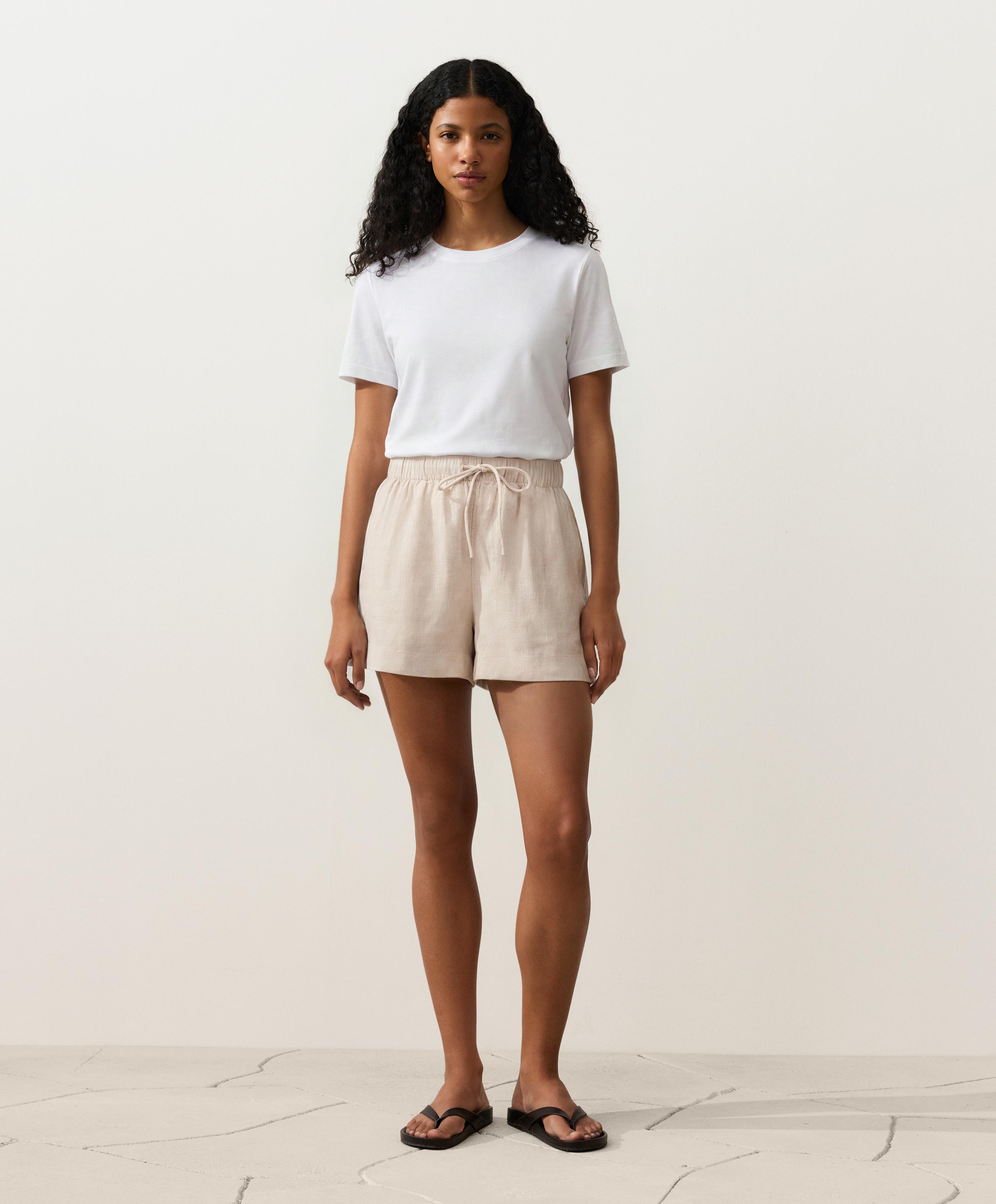 100% linen mid-rise shorts — SAND MELANGE