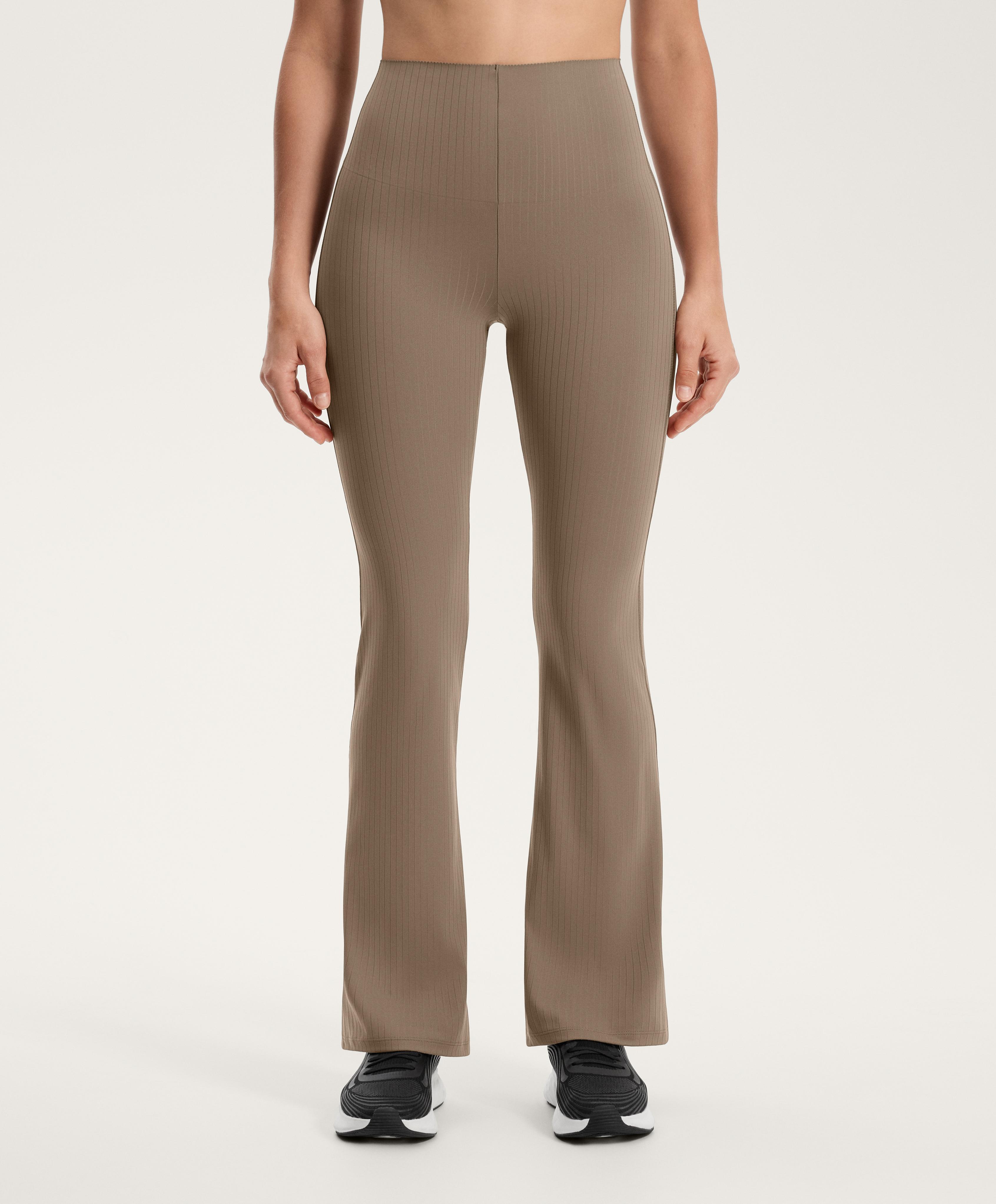 Pantalon flare taille haute Compressive core control blocs rayures Pantalon flare taille haute Compressive core control blocs rayures