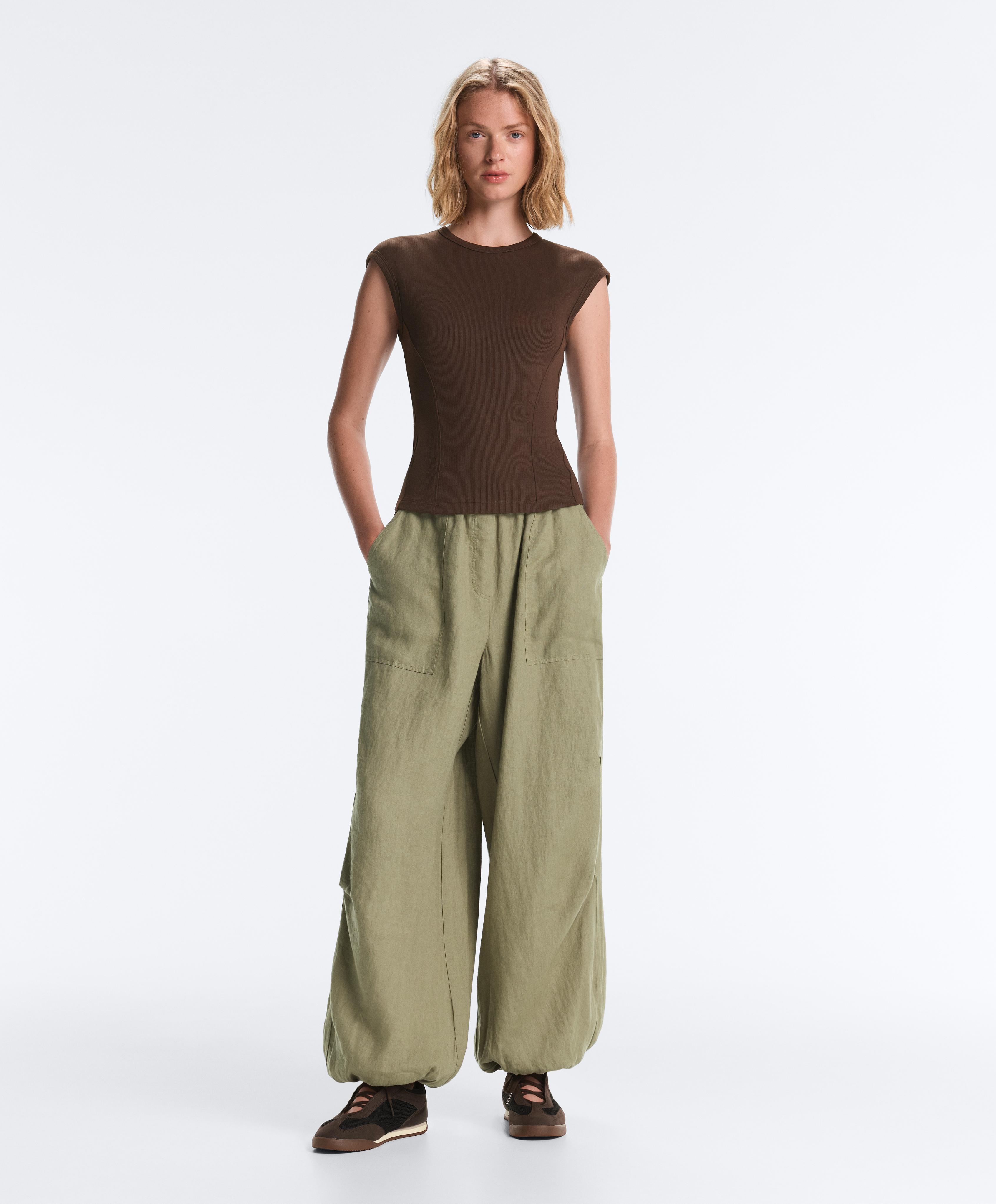 Short-sleeved rib top with cotton and modal — DARK BROWN
