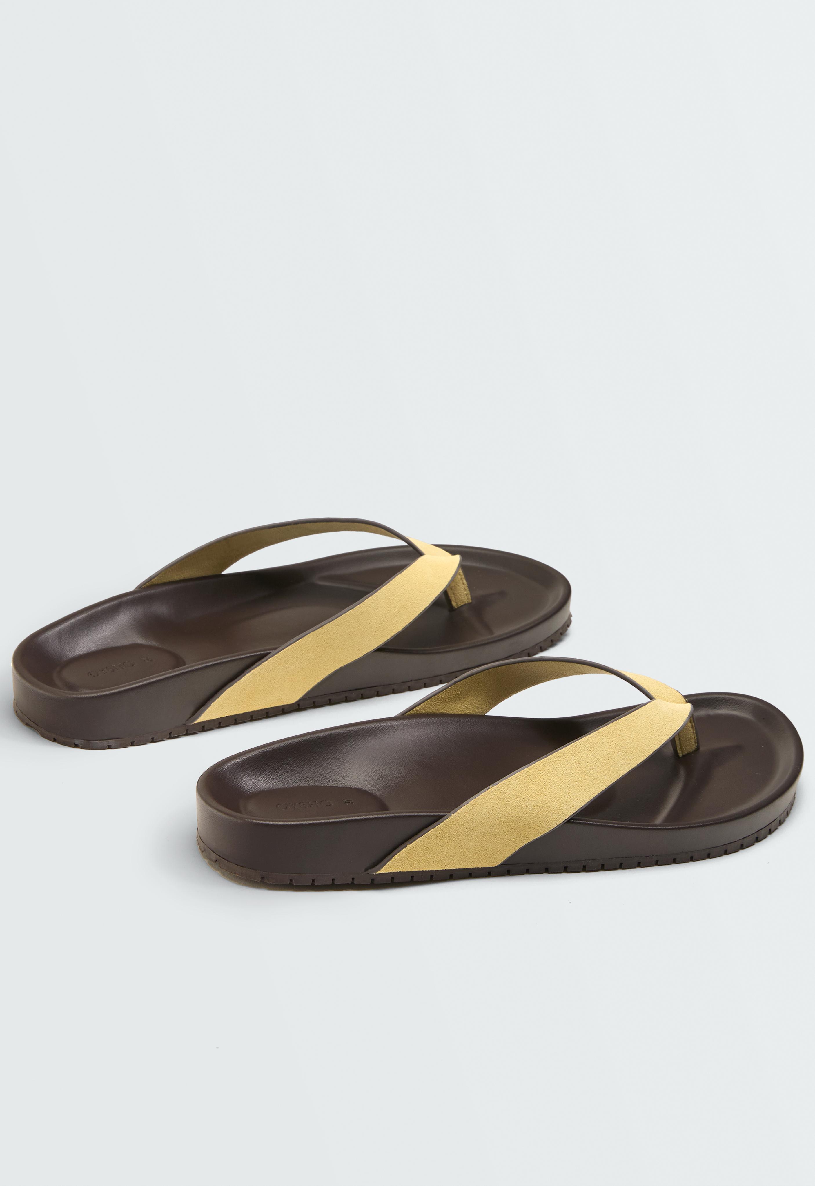Leather sandals — YELLOW